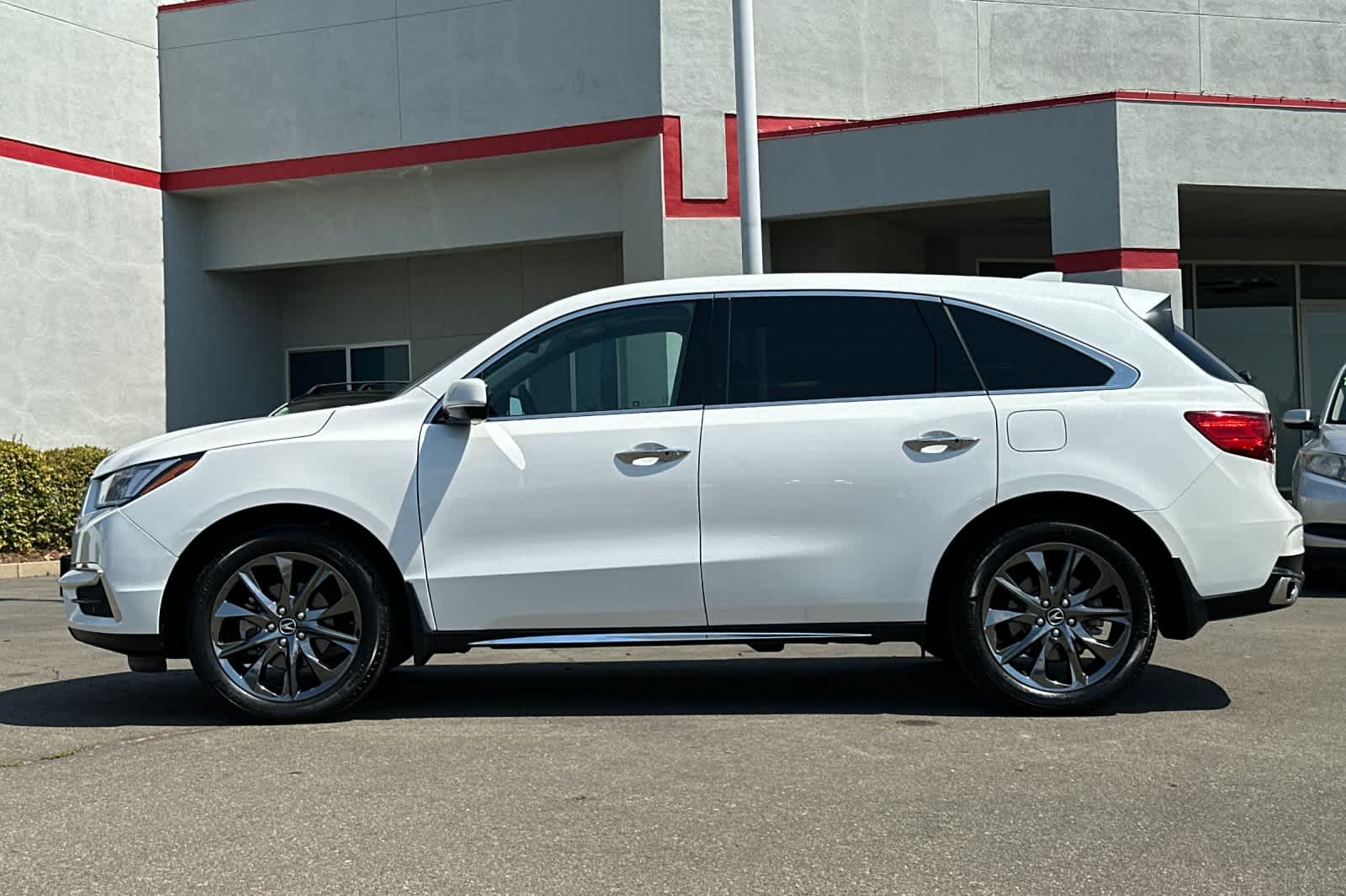 Thumbnail: 2020 Acura MDX - 9