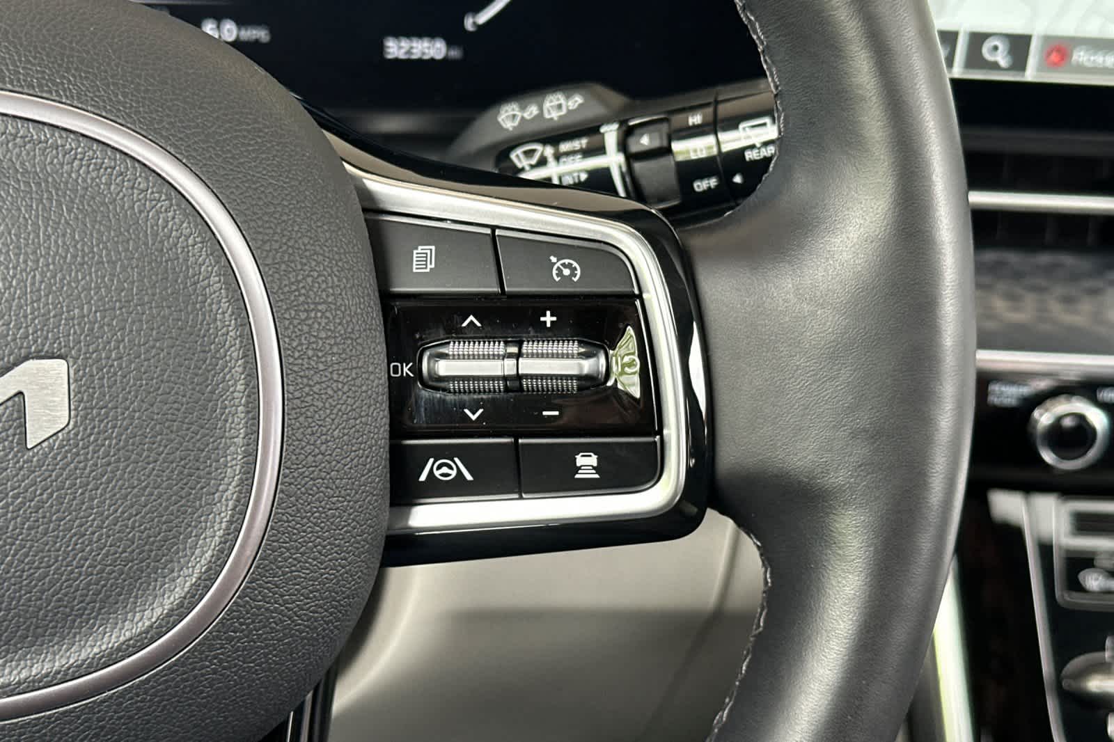 Thumbnail: 2024 Kia Carnival - 29