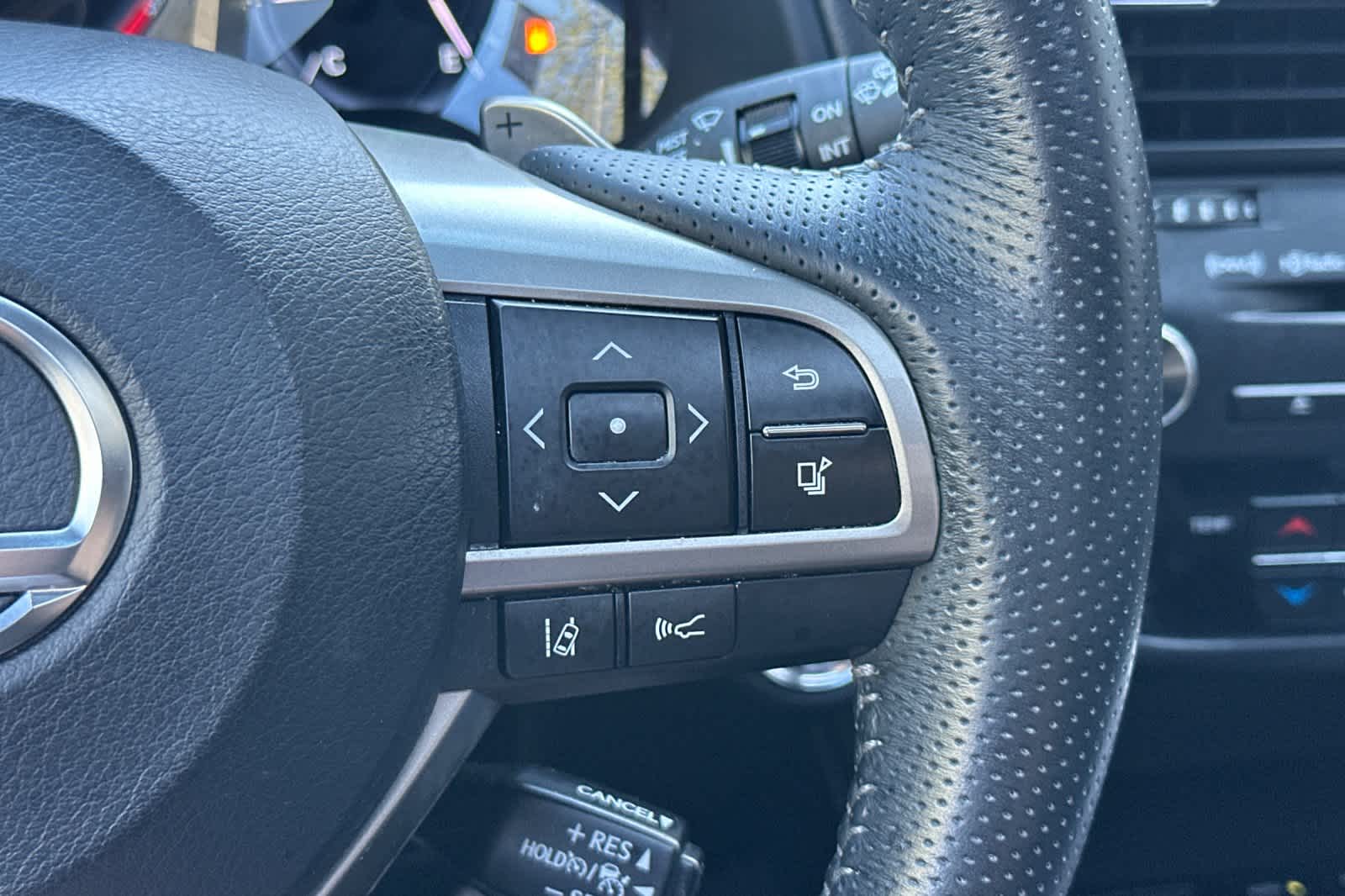 Thumbnail: 2016 Lexus RX - 28