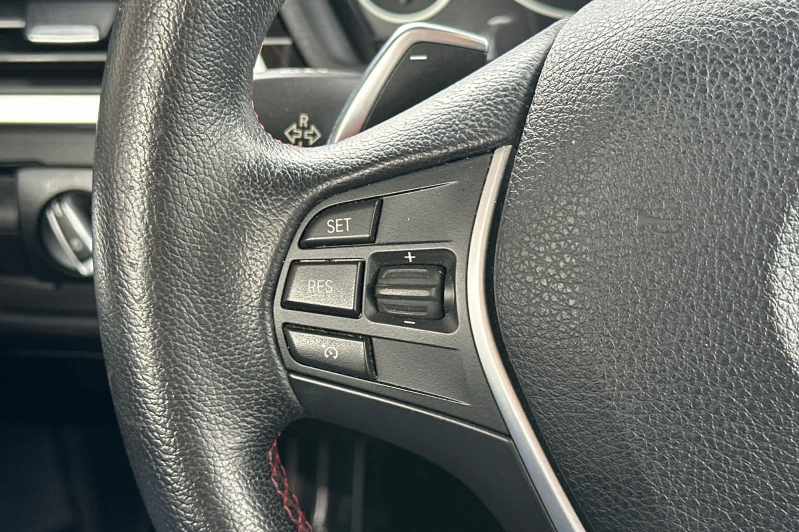 Thumbnail: 2016 BMW 3 Series - 26