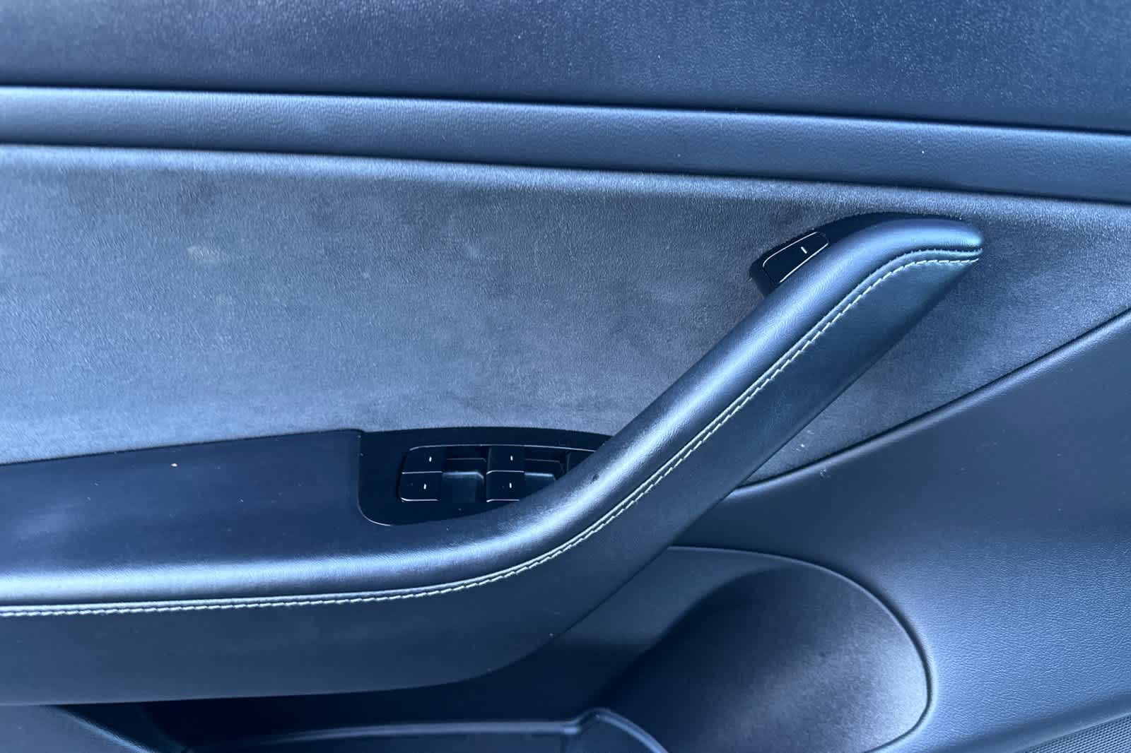 Thumbnail: 2019 Tesla Model 3 - 12