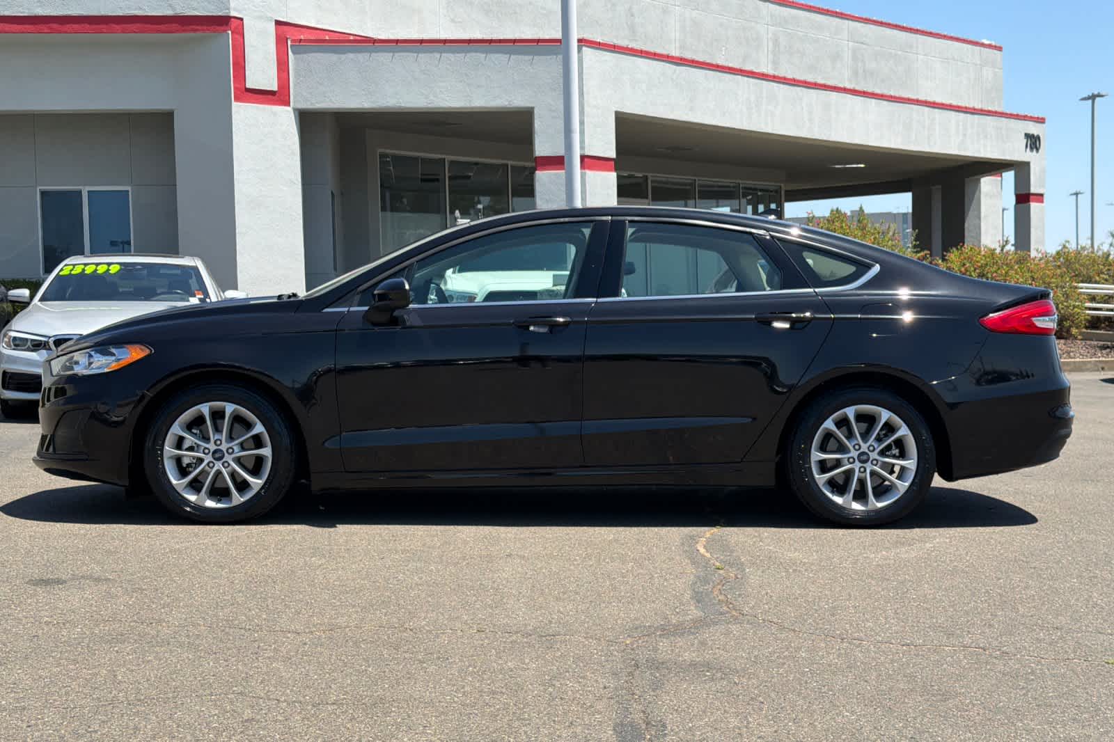Thumbnail: 2020 Ford Fusion - 8
