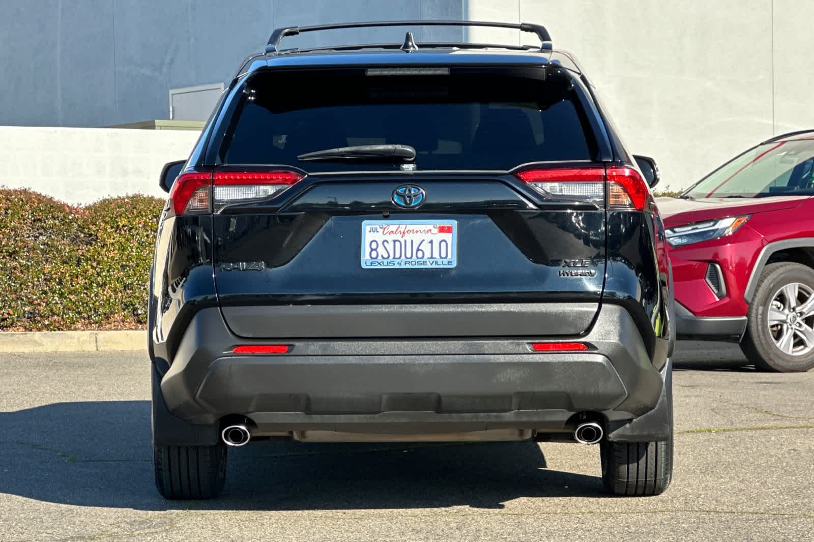 Thumbnail: 2020 Toyota RAV4 - 8