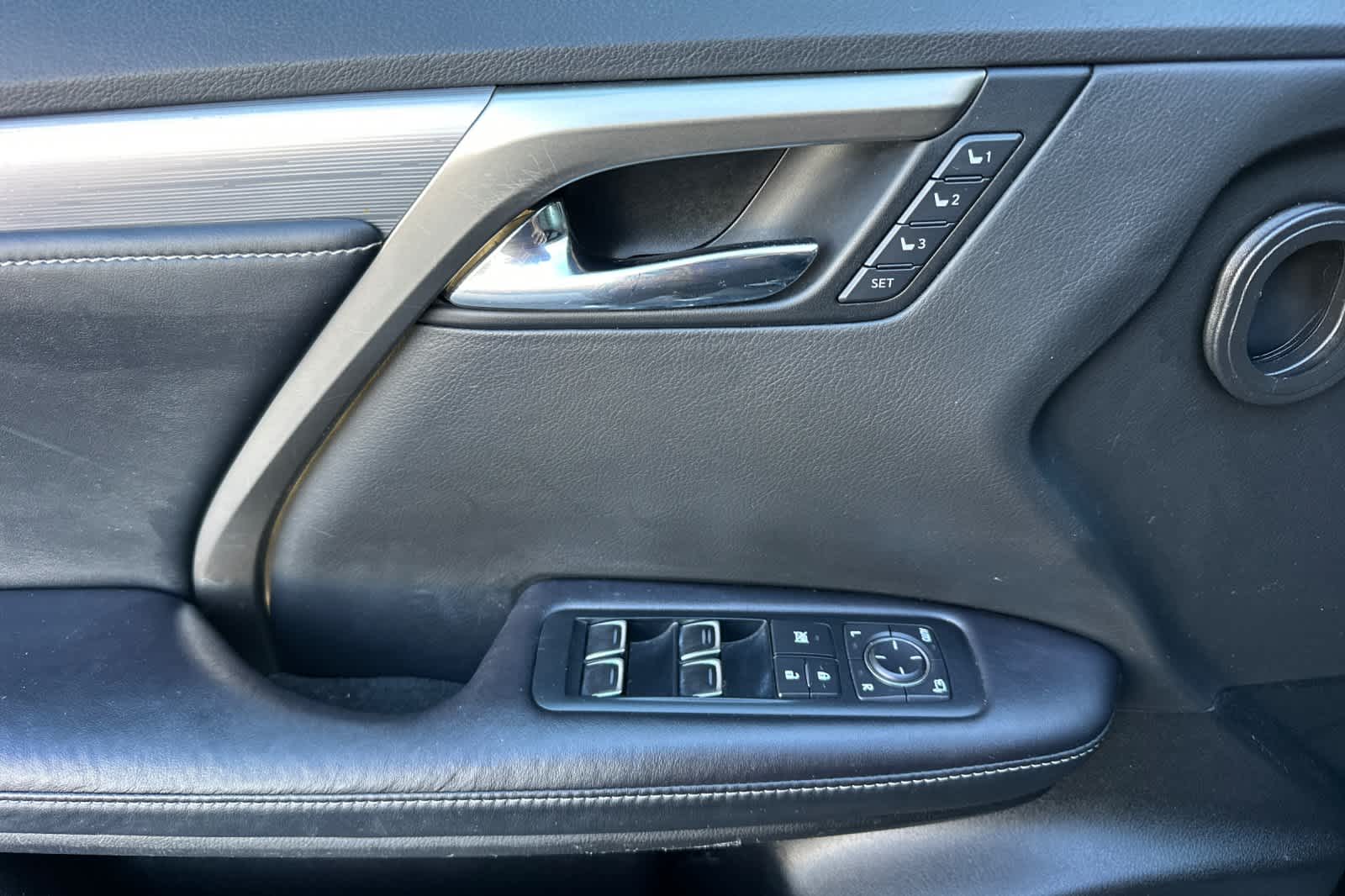 Thumbnail: 2016 Lexus RX - 12