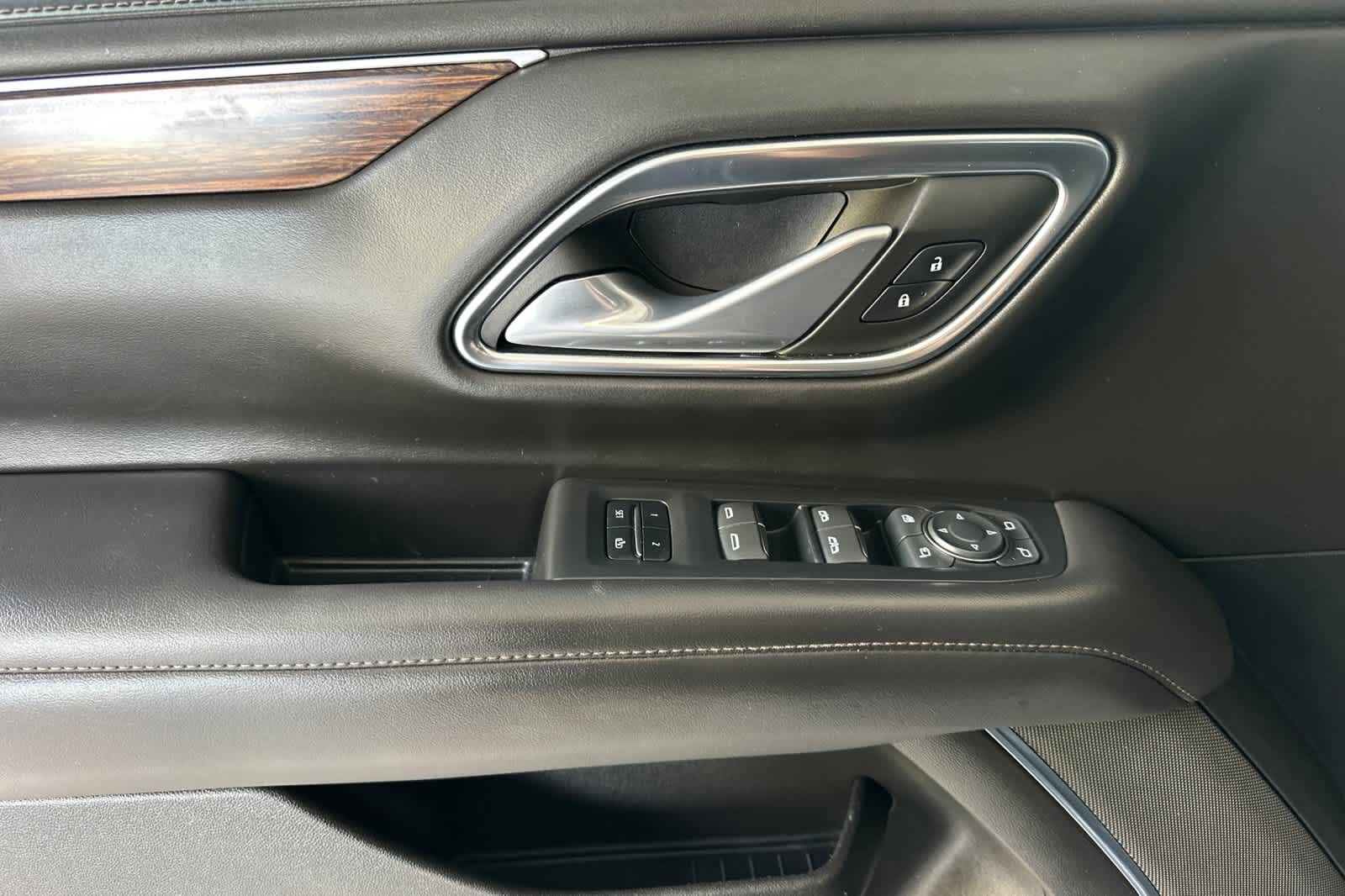 Thumbnail: 2021 Chevrolet Suburban - 12