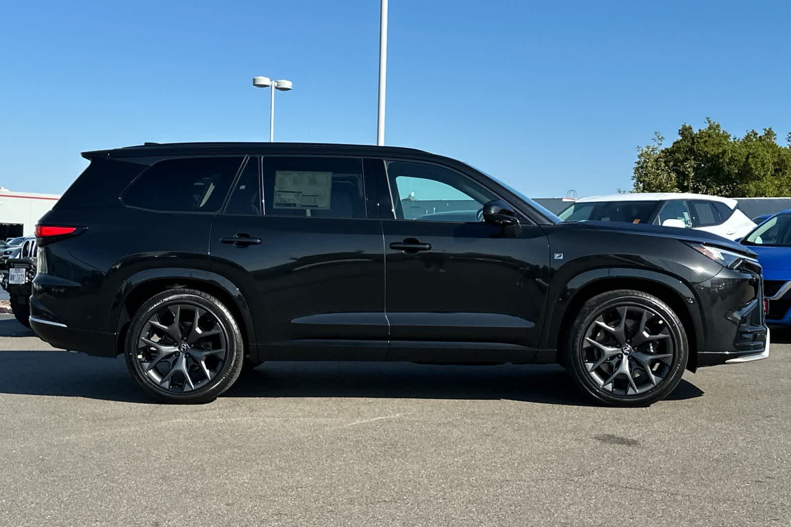 Thumbnail: 2025 Lexus TX - 6