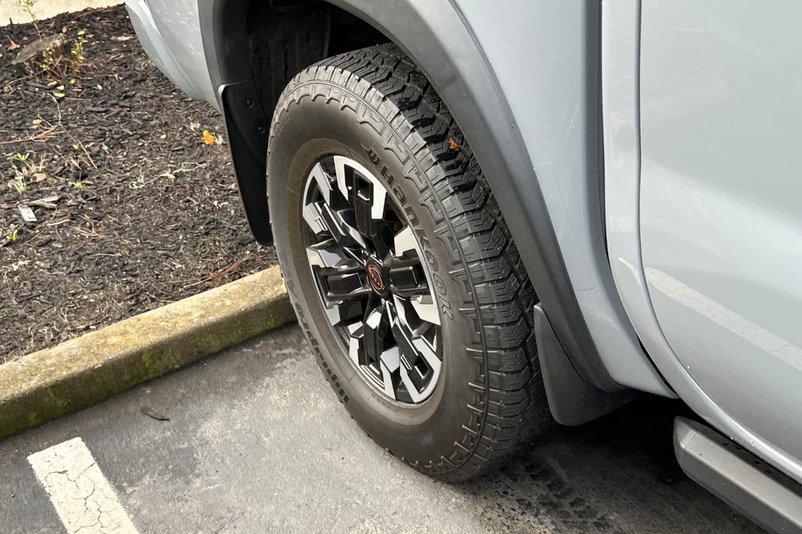 Thumbnail: 2023 Nissan Frontier - 14