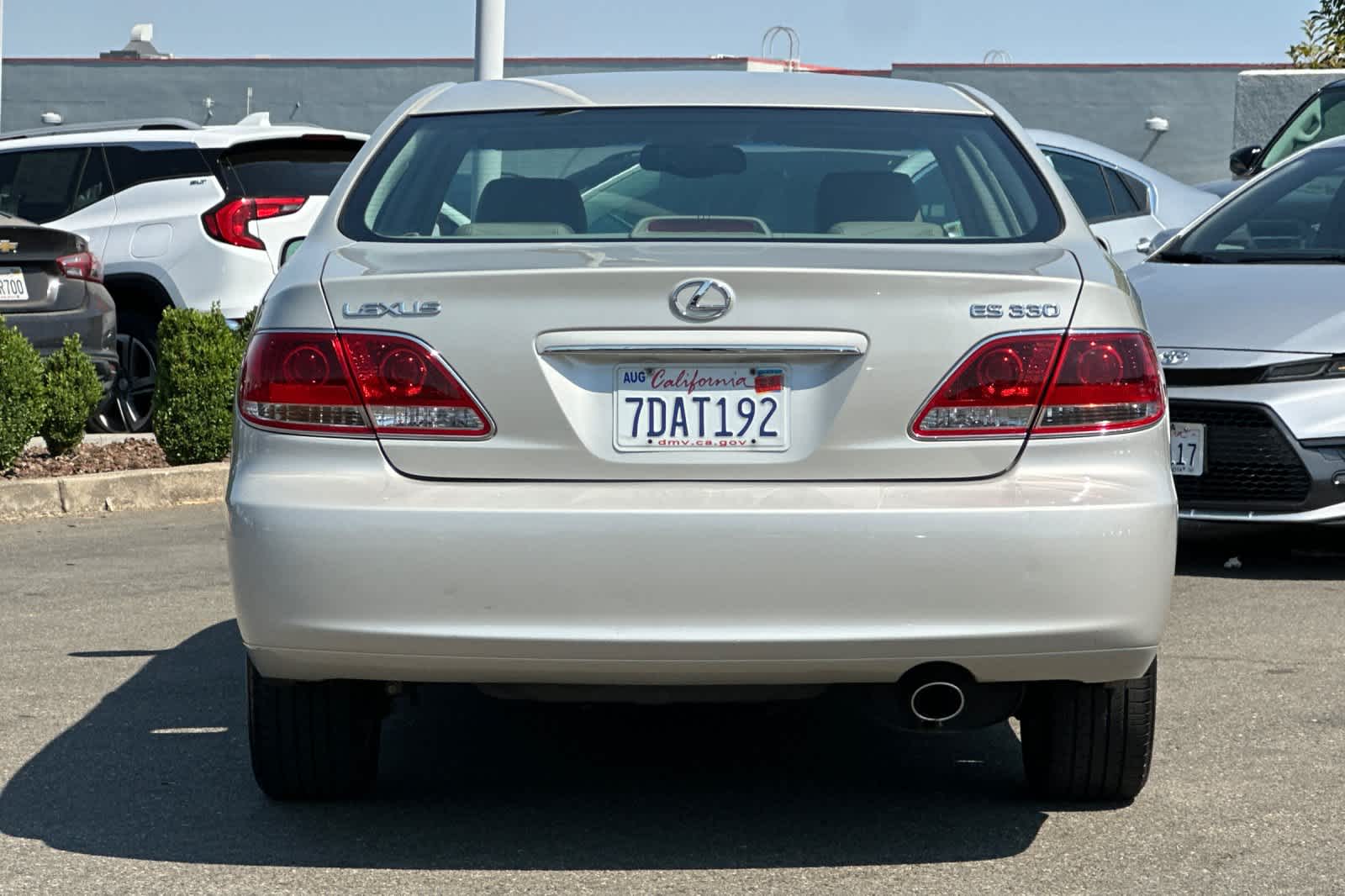 Thumbnail: 2005 Lexus ES - 8