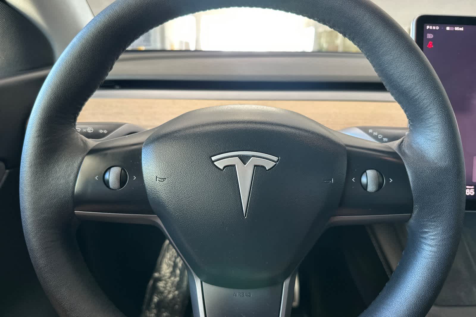 Thumbnail: 2022 Tesla Model Y - 25