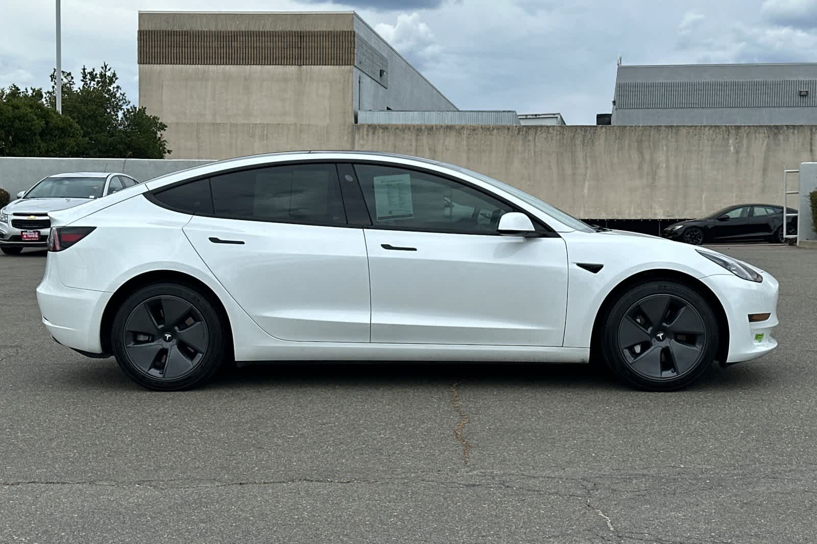 Thumbnail: 2023 Tesla Model 3 - 6