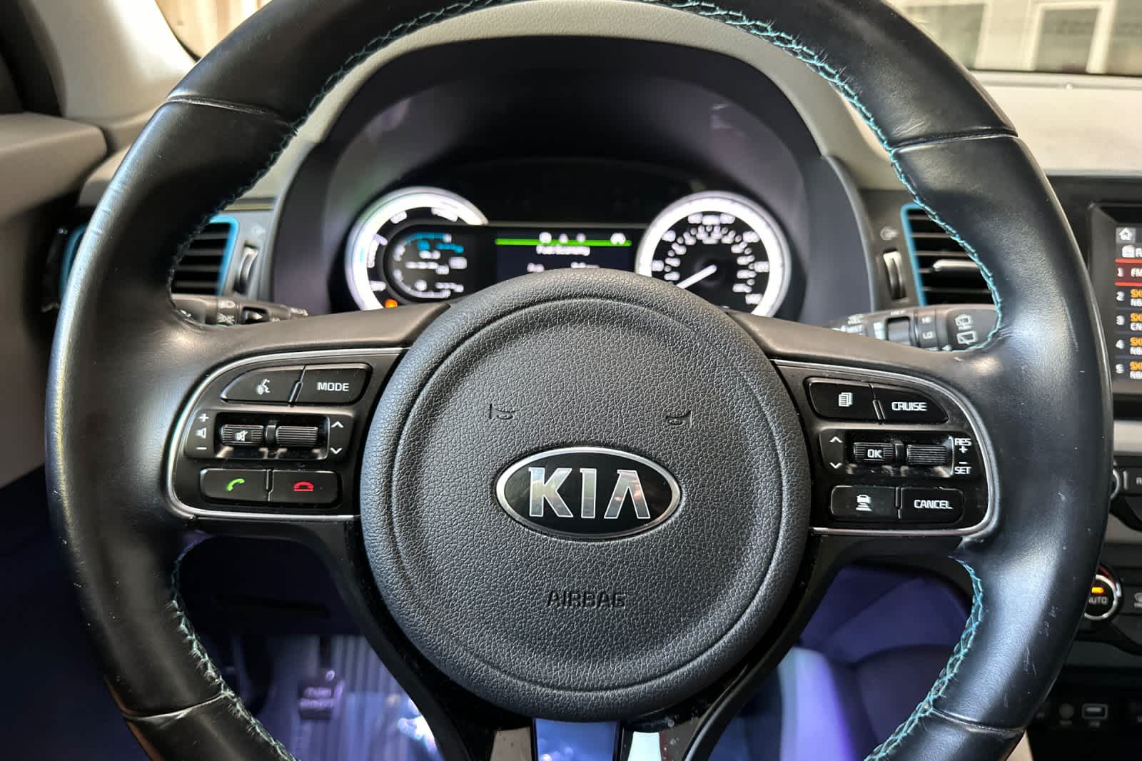 Thumbnail: 2019 Kia Niro - 25