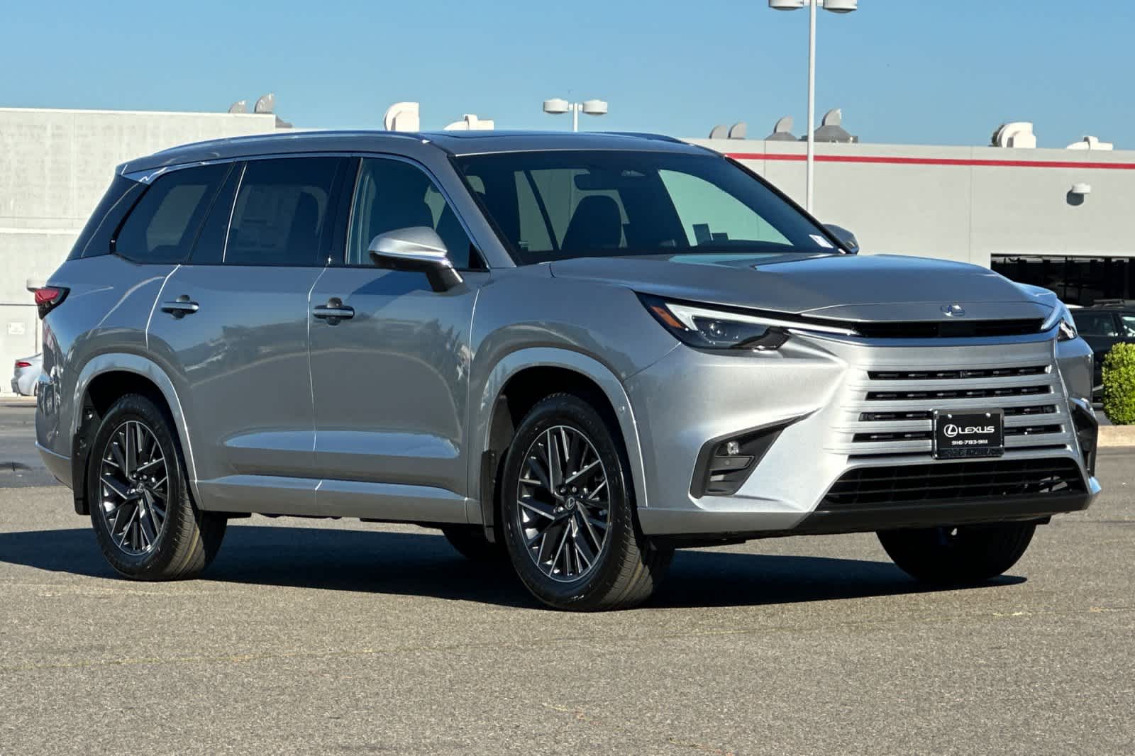 Thumbnail: 2026 Lexus TX - 5