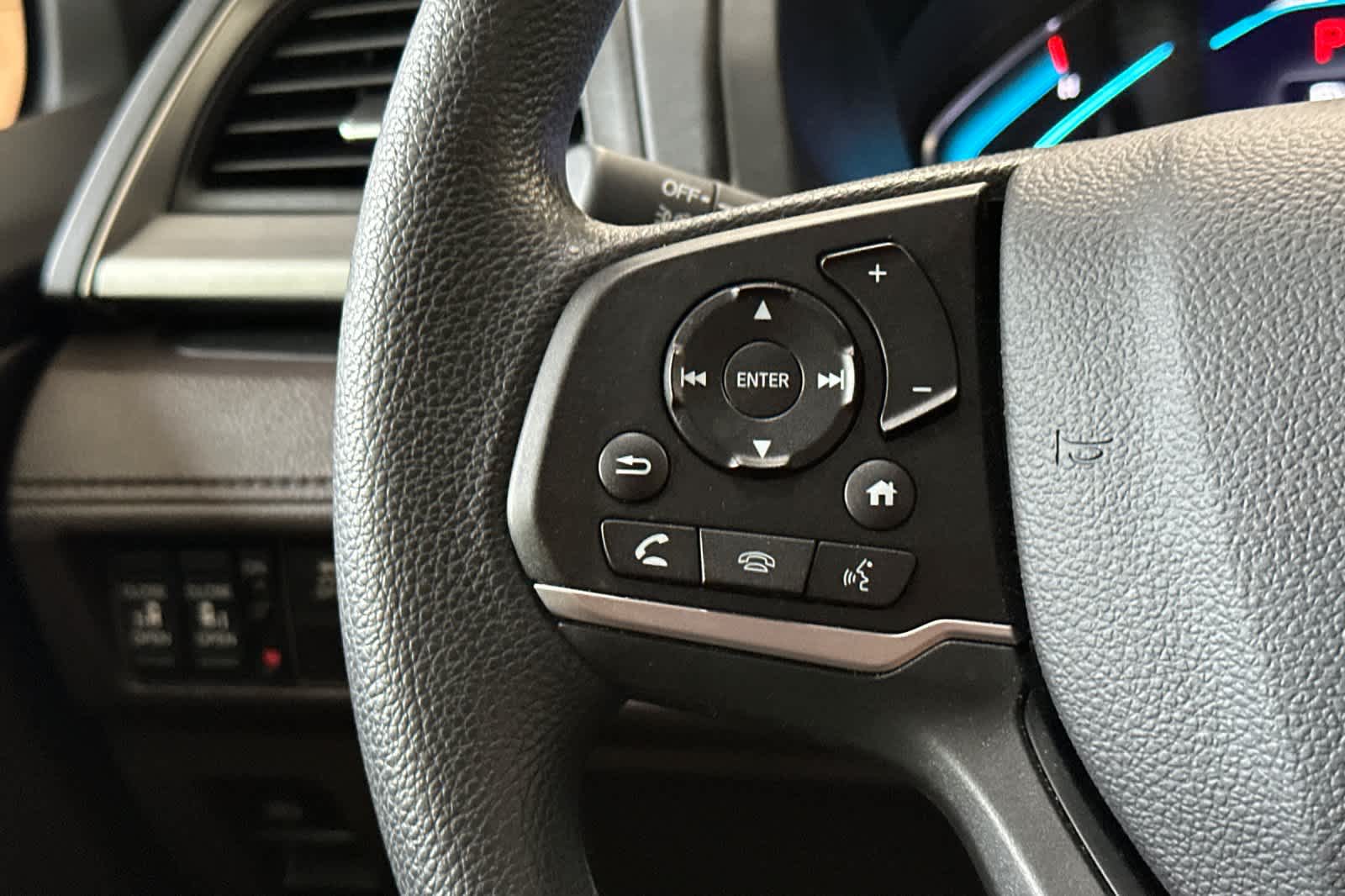 Thumbnail: 2019 Honda Odyssey - 26