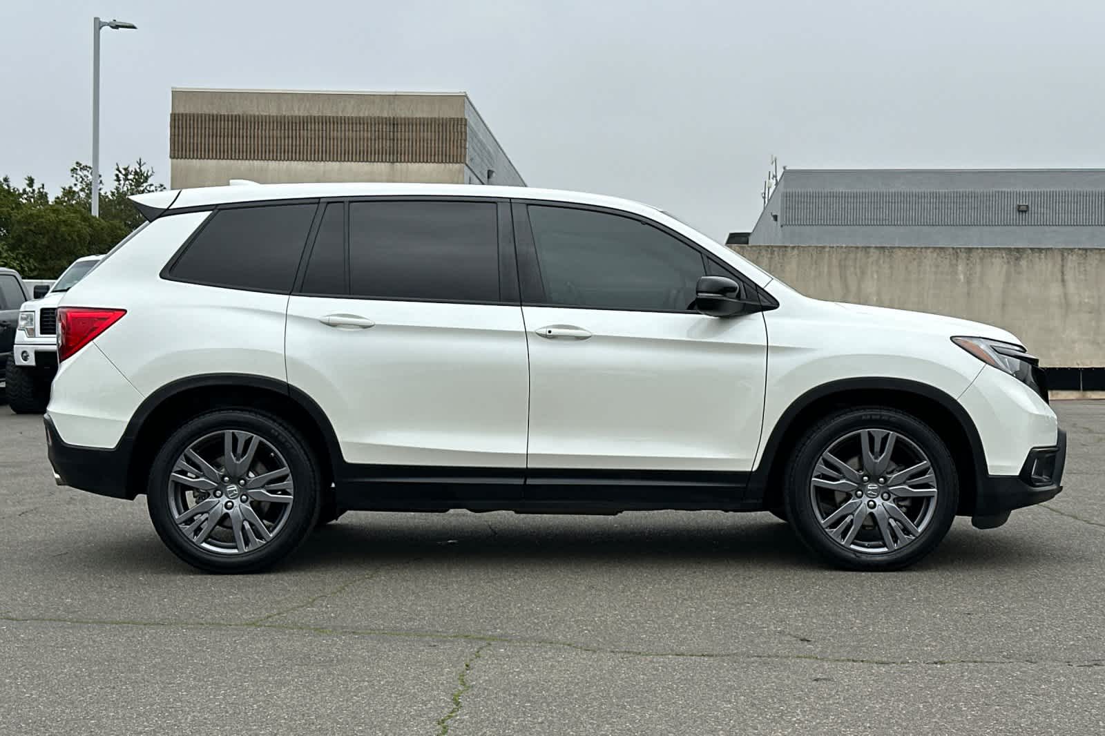 Thumbnail: 2019 Honda Passport - 6
