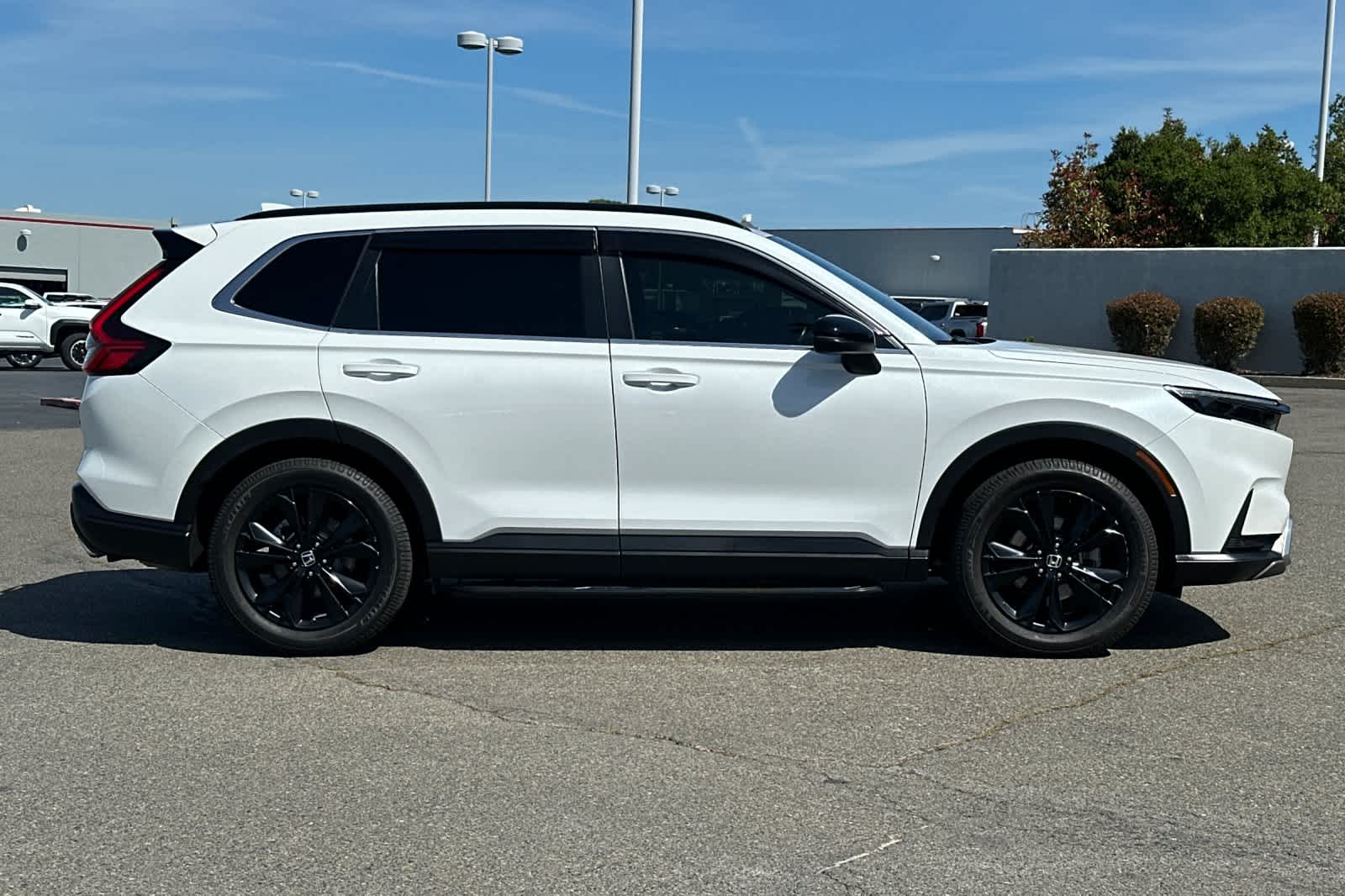 Thumbnail: 2023 Honda CR-V - 6