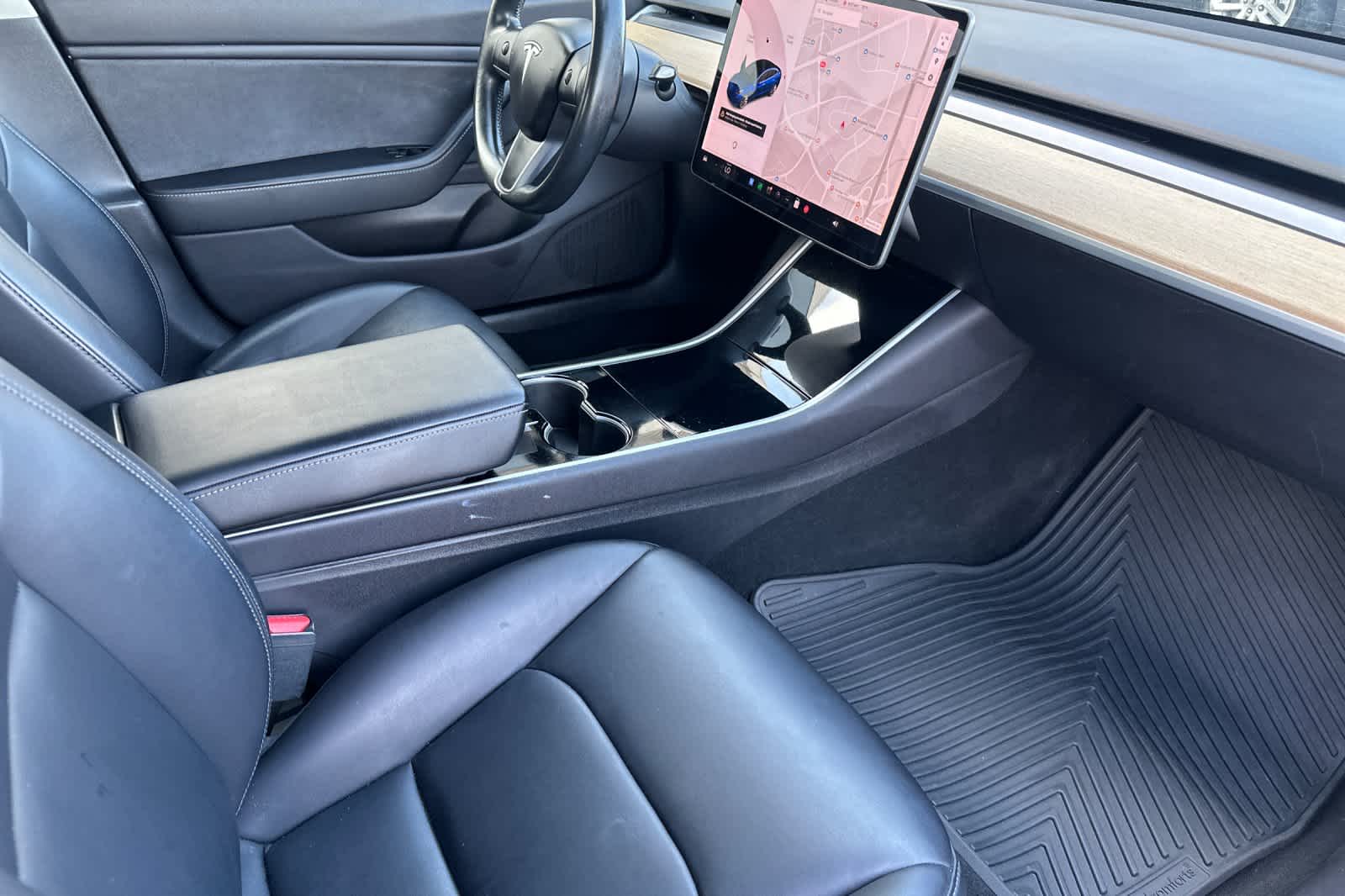 Thumbnail: 2019 Tesla Model 3 - 15