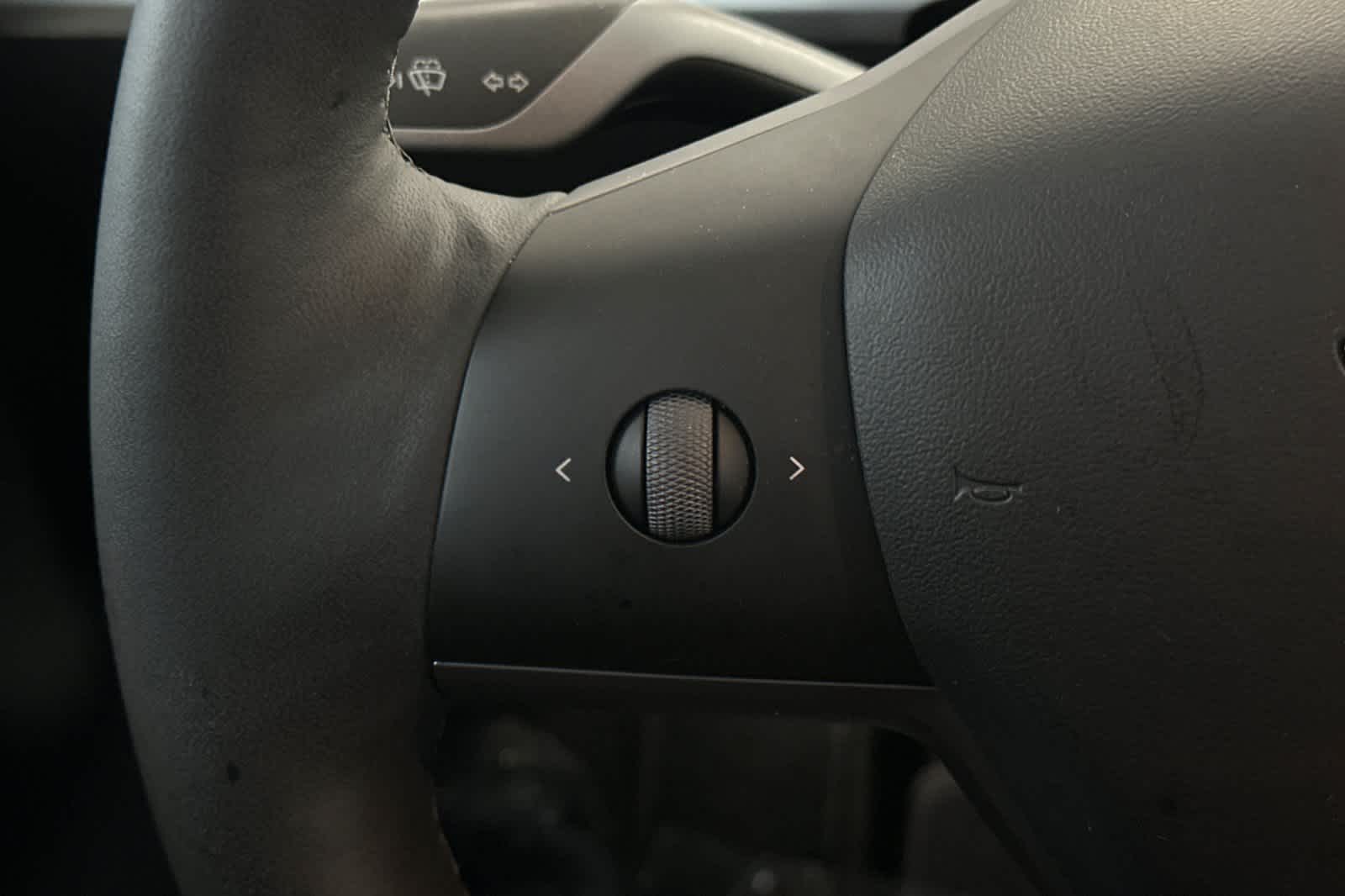 Thumbnail: 2022 Tesla Model Y - 26