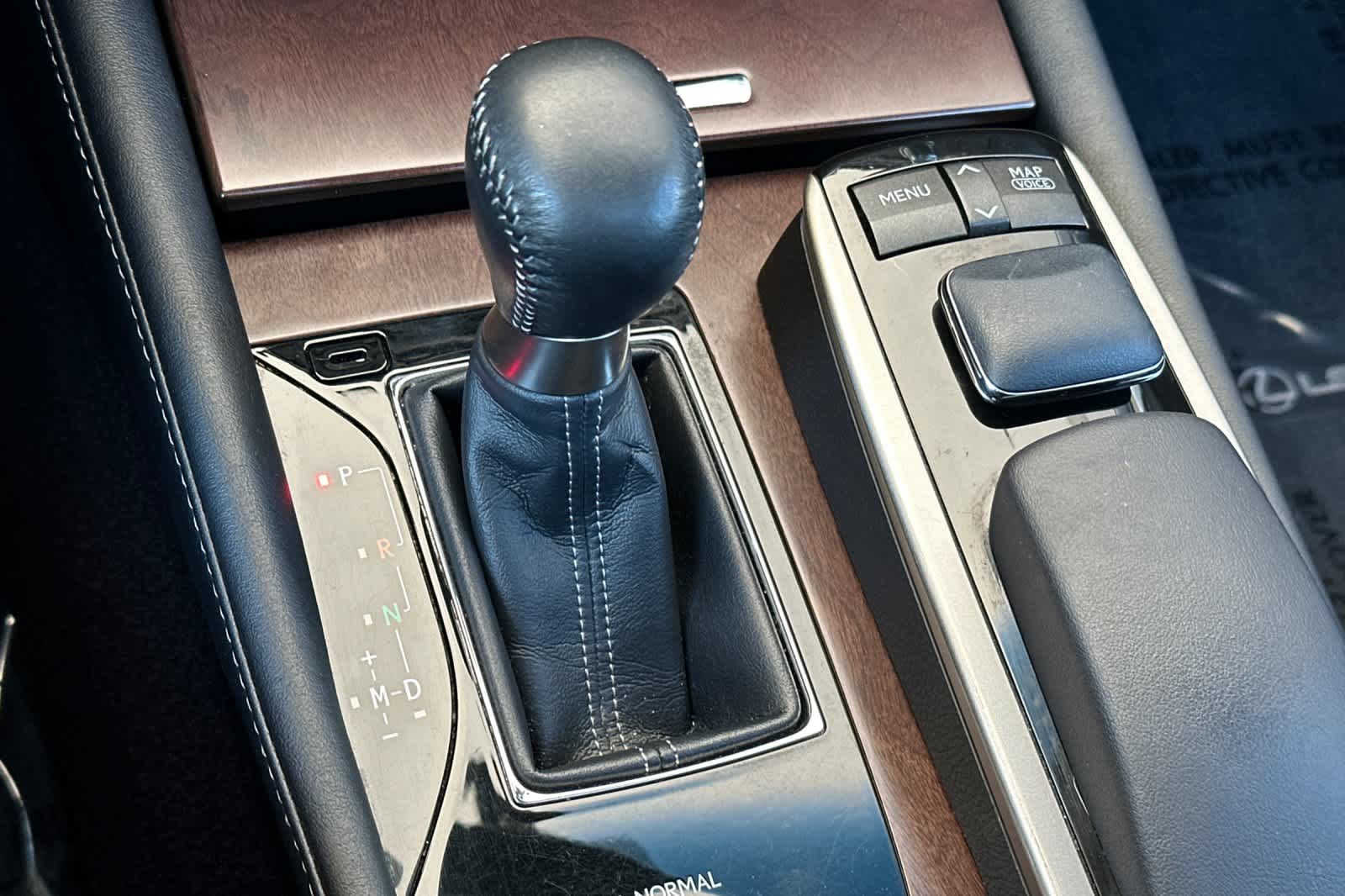 Thumbnail: 2013 Lexus GS - 23