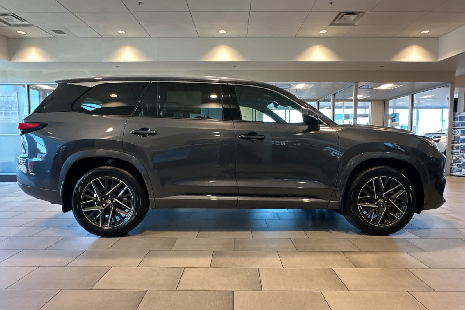 Thumbnail: 2026 Lexus TX - 6