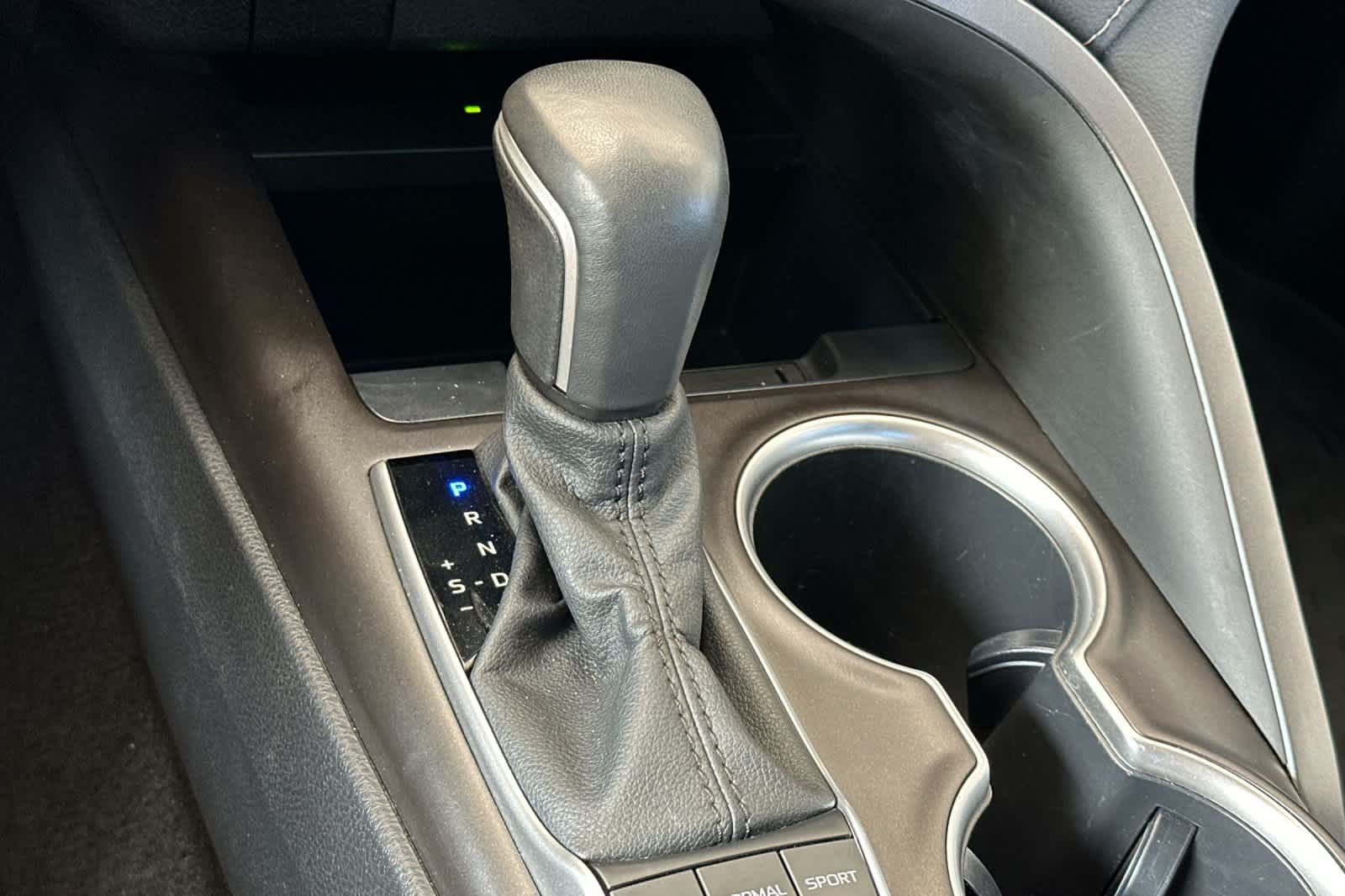 Thumbnail: 2023 Toyota Camry - 22