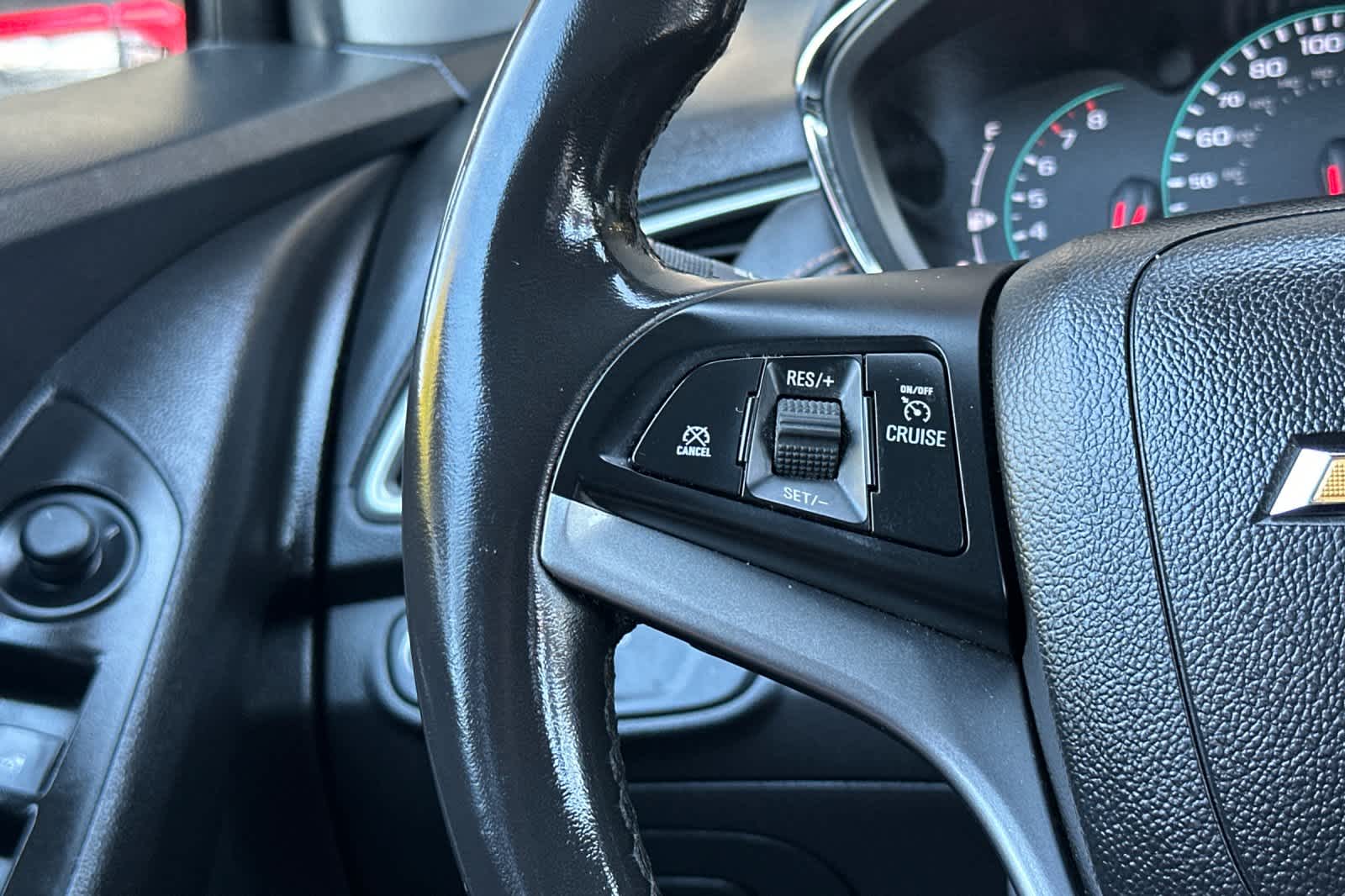 Thumbnail: 2019 Chevrolet Trax - 25
