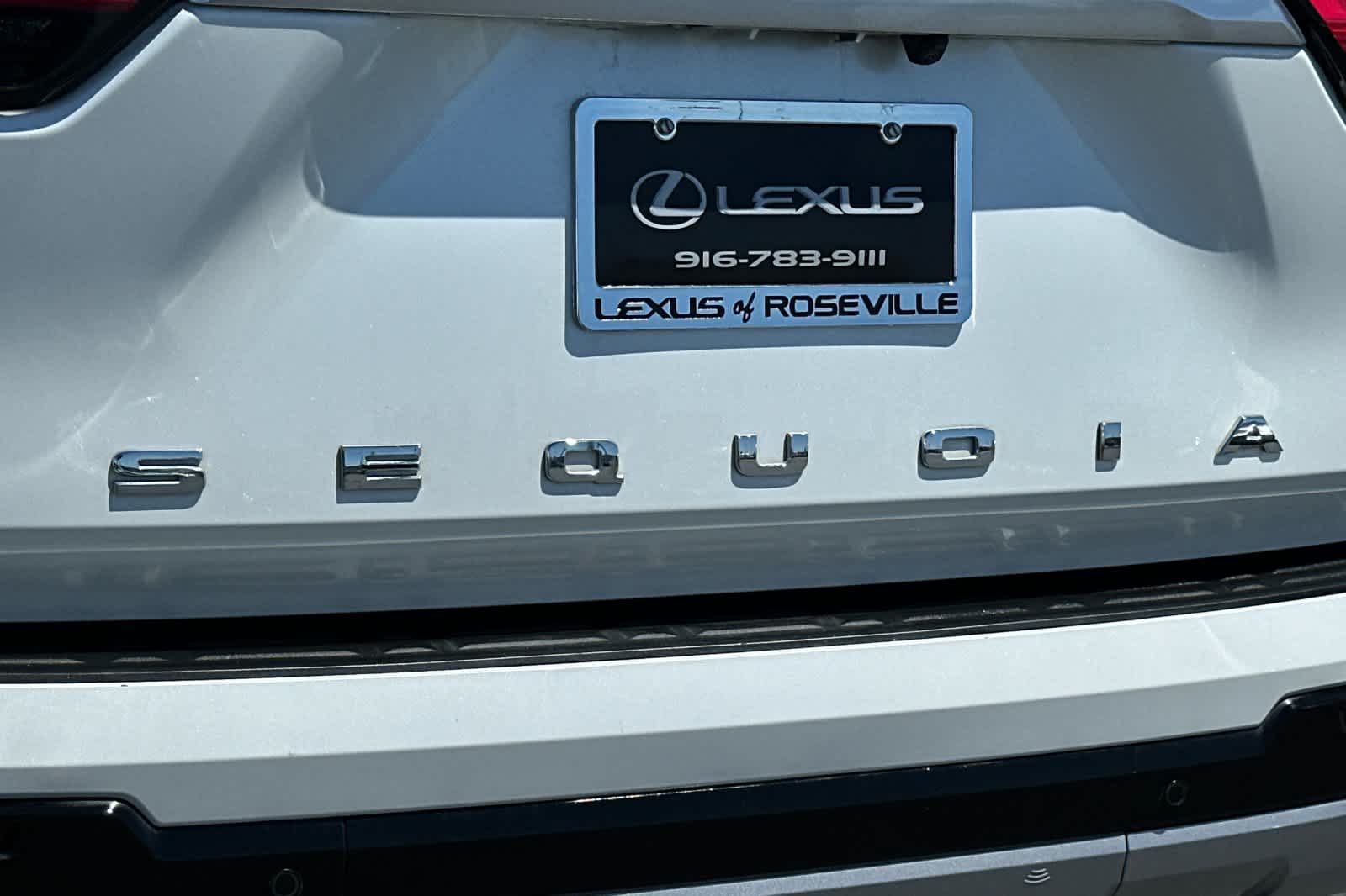 Thumbnail: 2024 Toyota Sequoia - 32