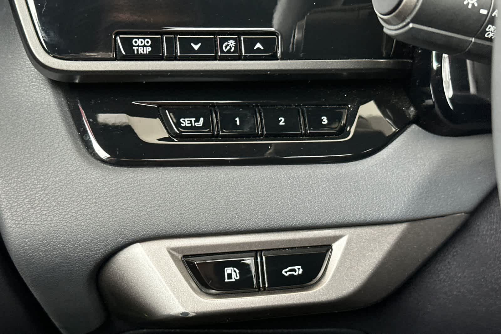 Thumbnail: 2025 Lexus RX - 30