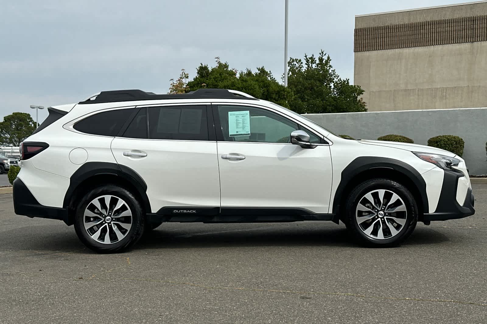 Thumbnail: 2024 Subaru Outback - 6