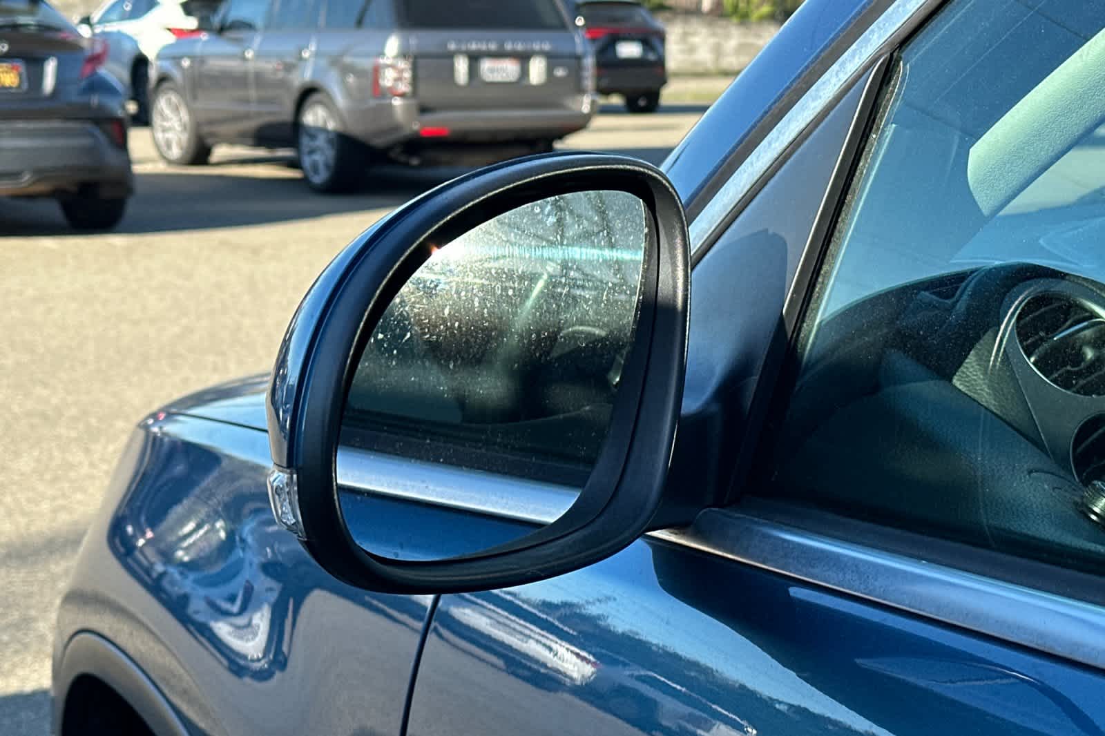 Thumbnail: 2017 Volkswagen Tiguan - 20