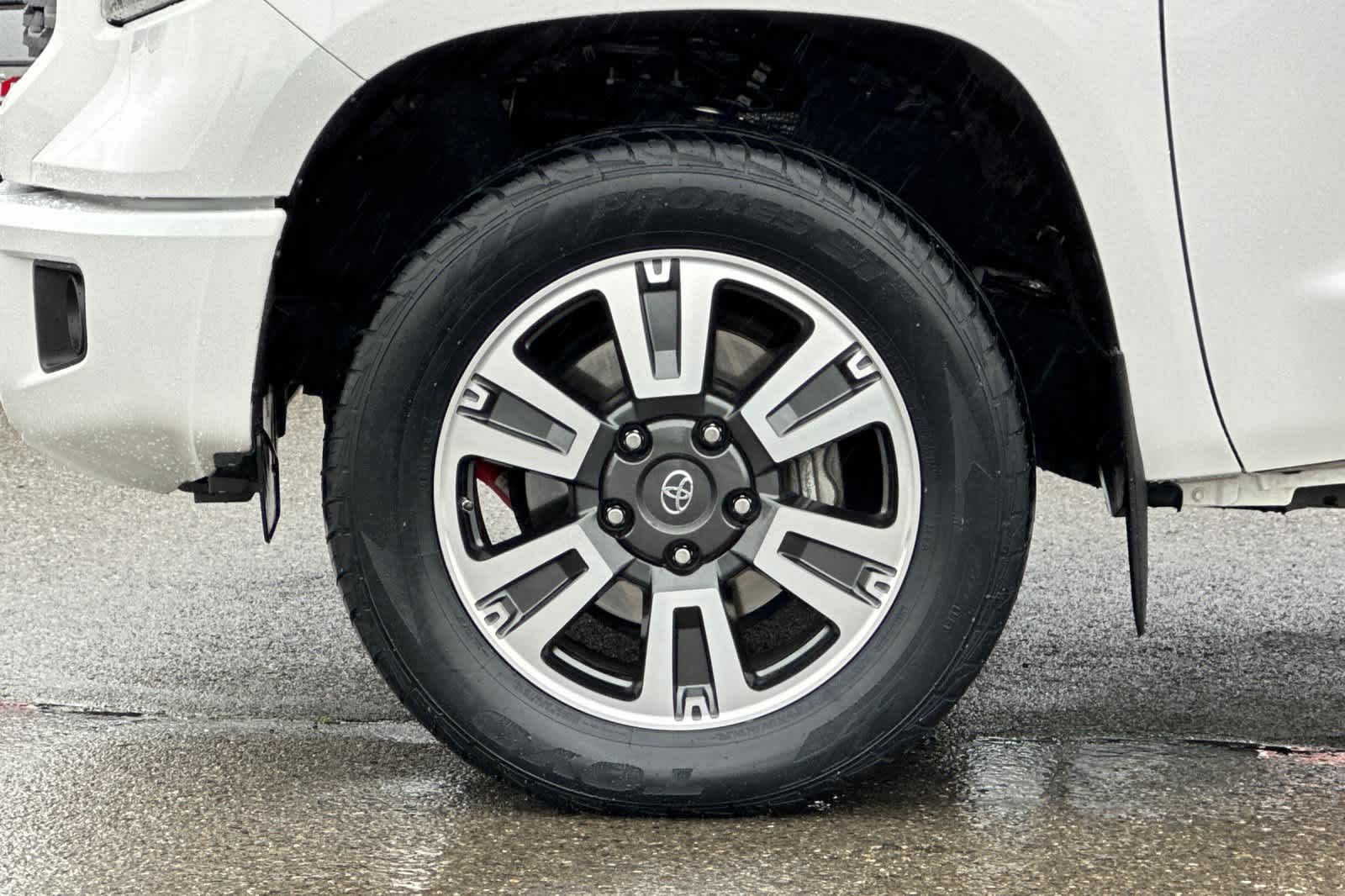 Thumbnail: 2018 Toyota Tundra - 29