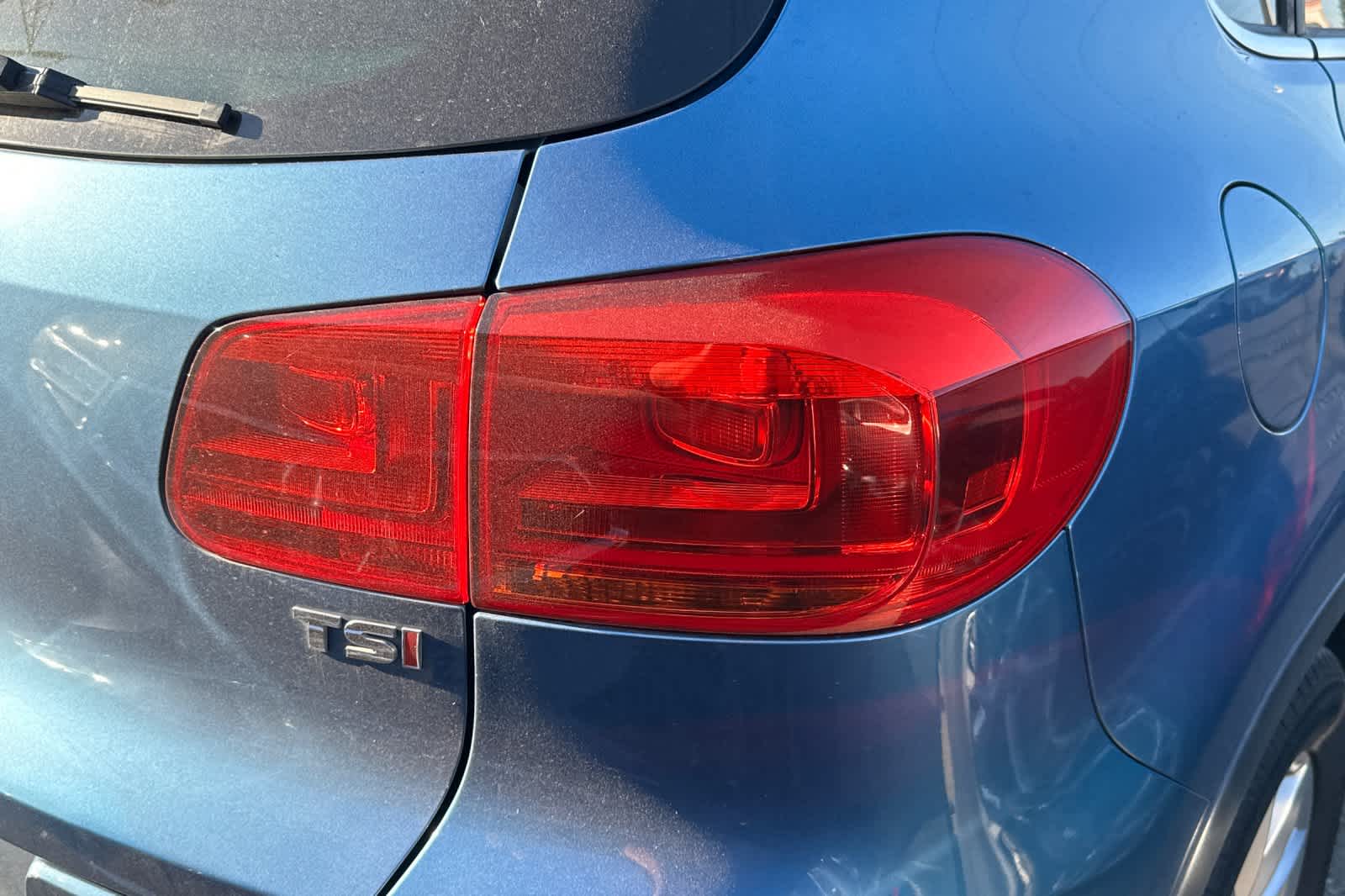 Thumbnail: 2017 Volkswagen Tiguan - 17