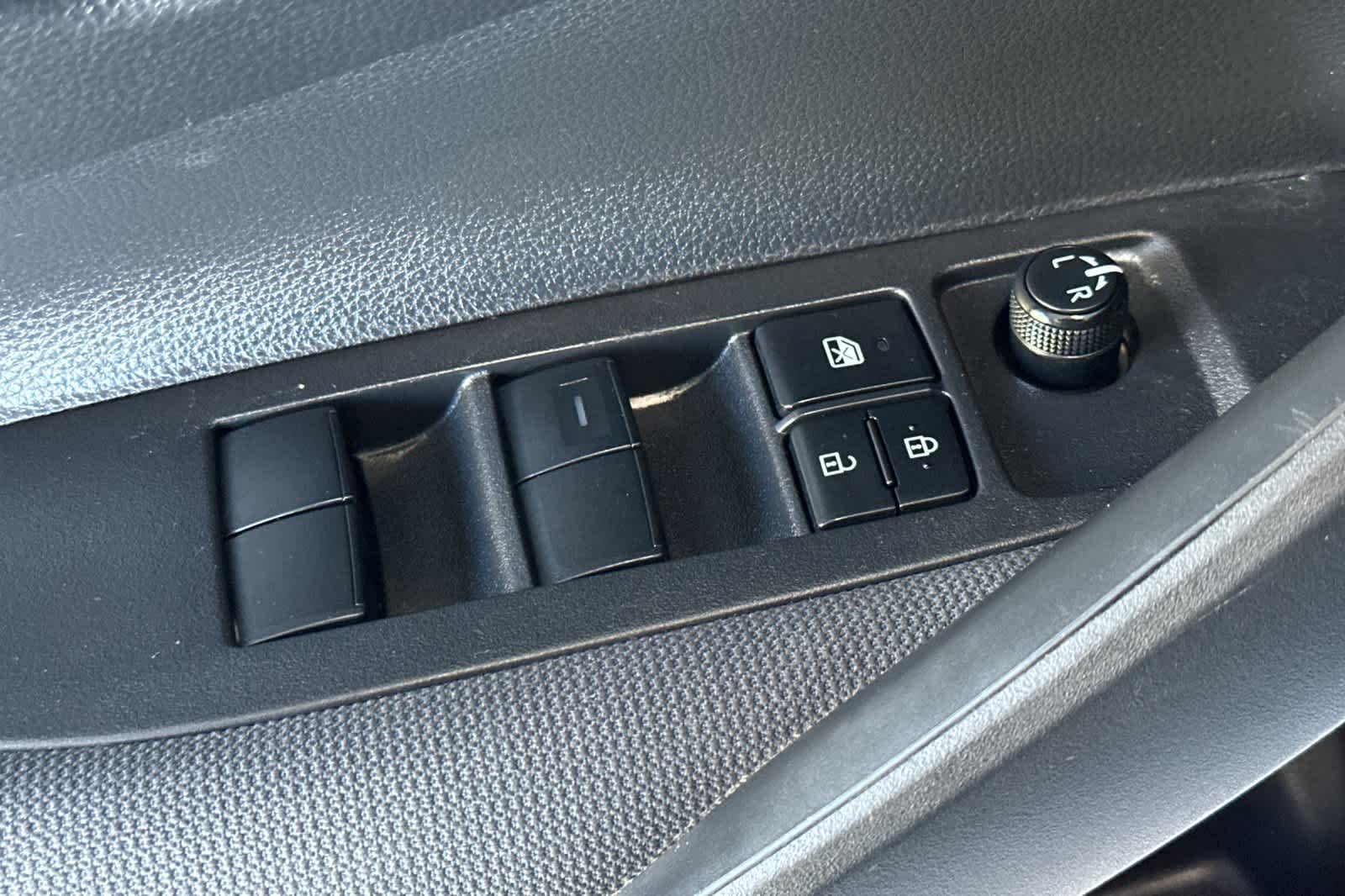 Thumbnail: 2022 Toyota Corolla - 13