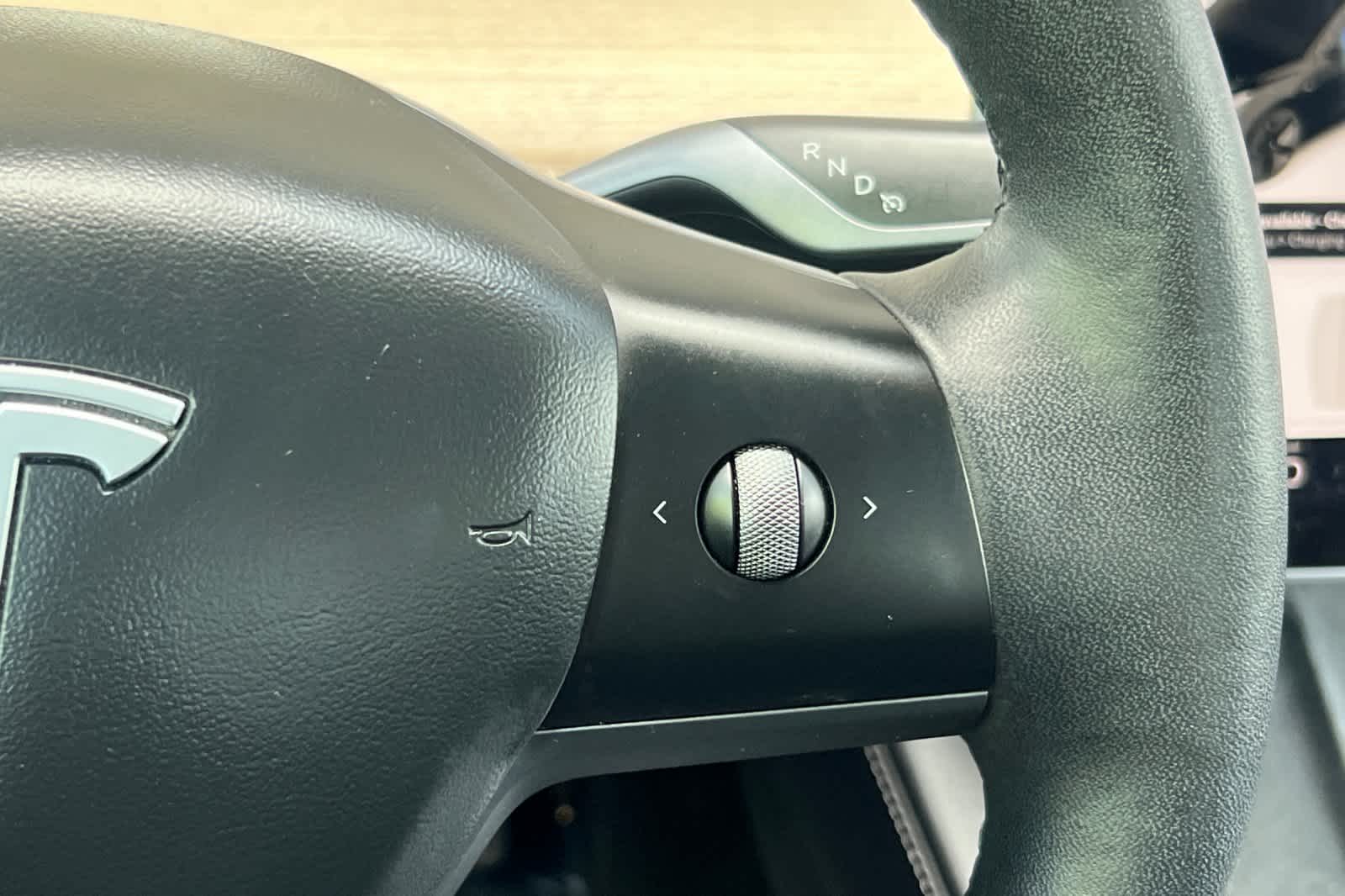 Thumbnail: 2022 Tesla Model 3 - 26