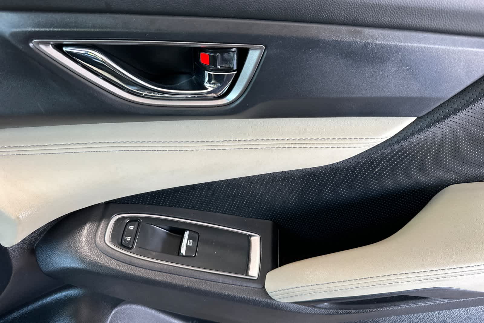 Thumbnail: 2022 Subaru Ascent - 19