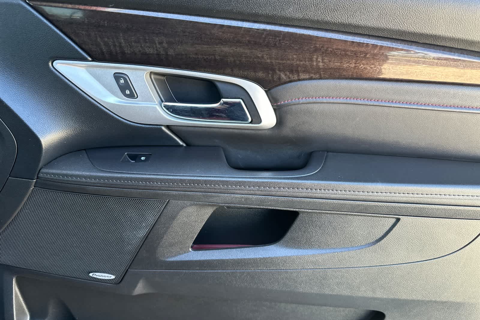 Thumbnail: 2016 GMC Terrain - 19
