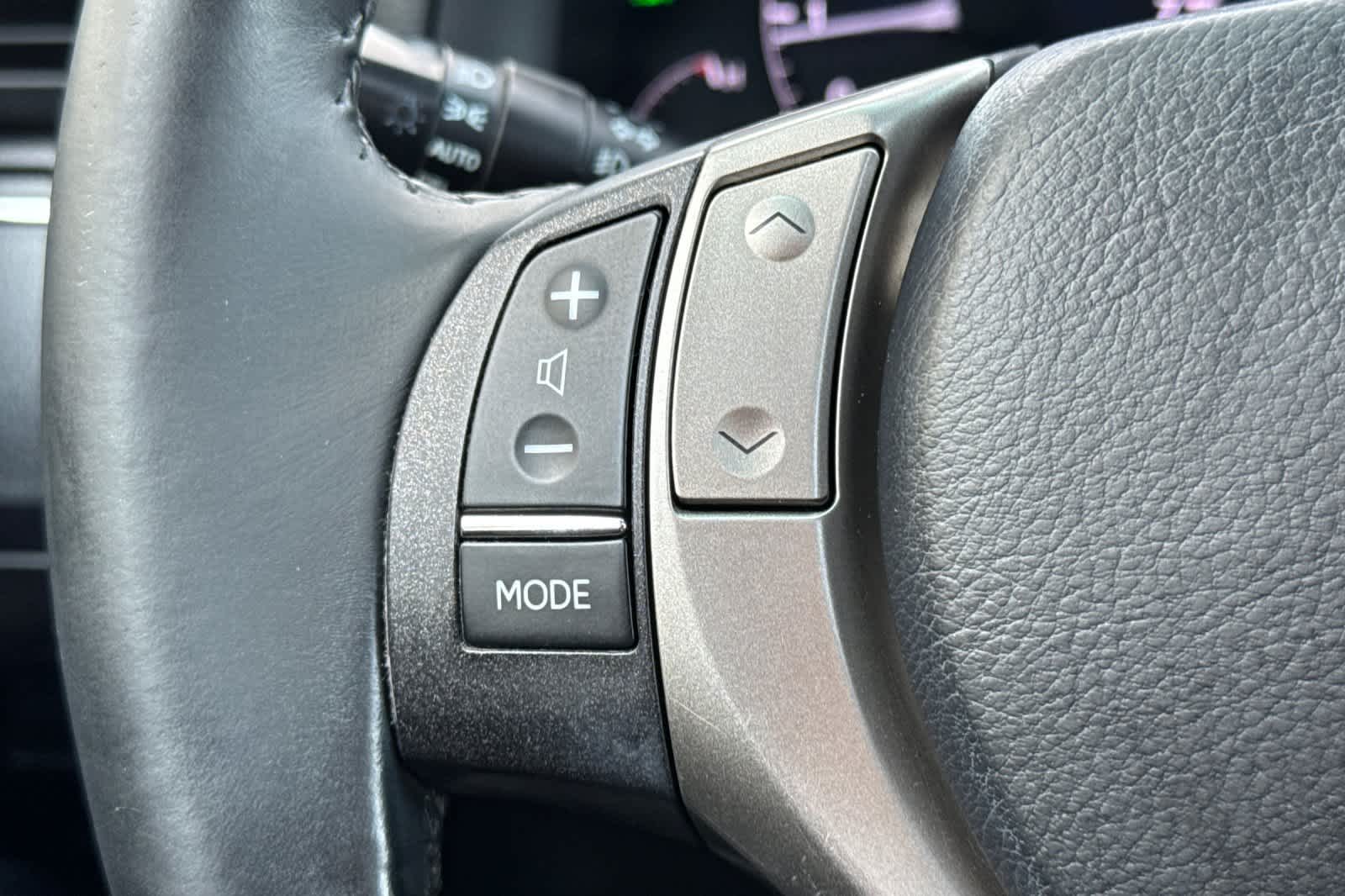 Thumbnail: 2015 Lexus RX - 27