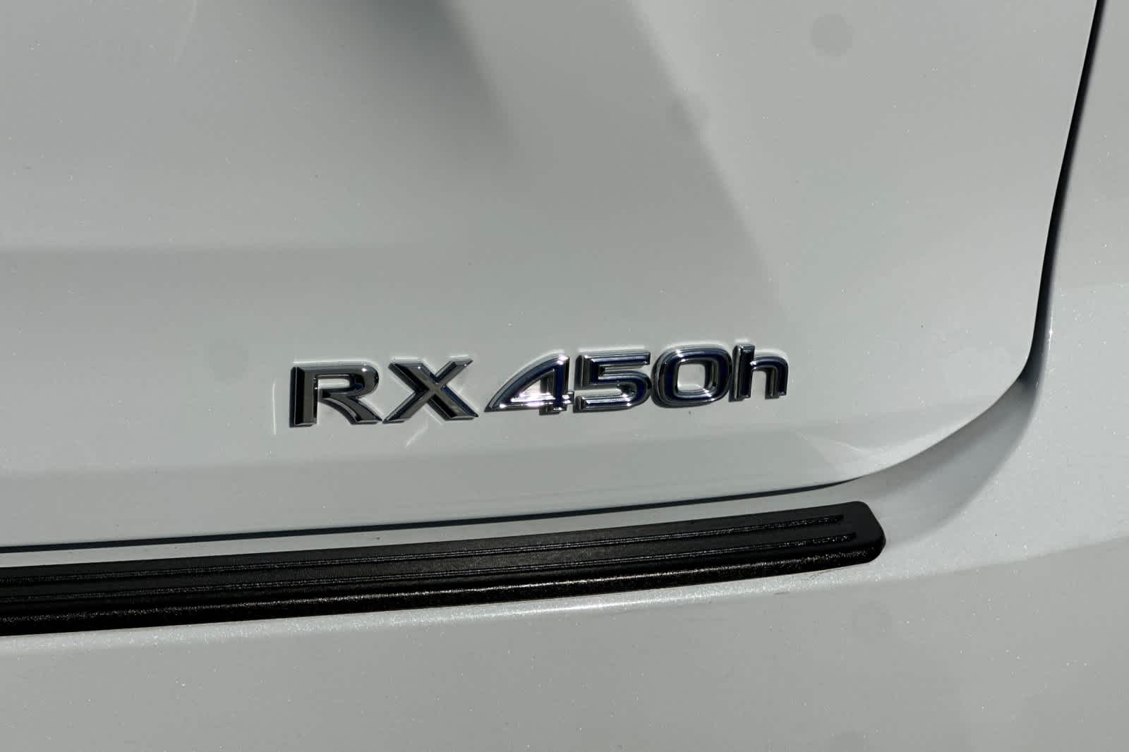 Thumbnail: 2022 Lexus RX - 33