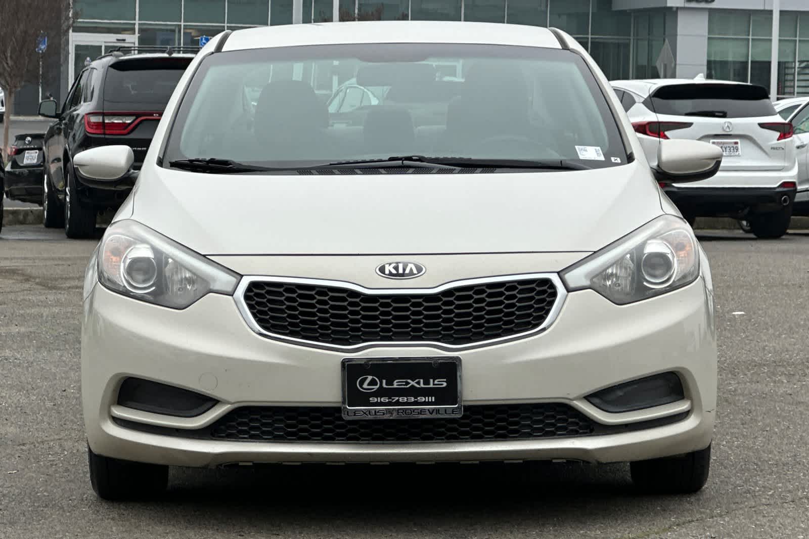 Thumbnail: 2015 Kia Forte - 10