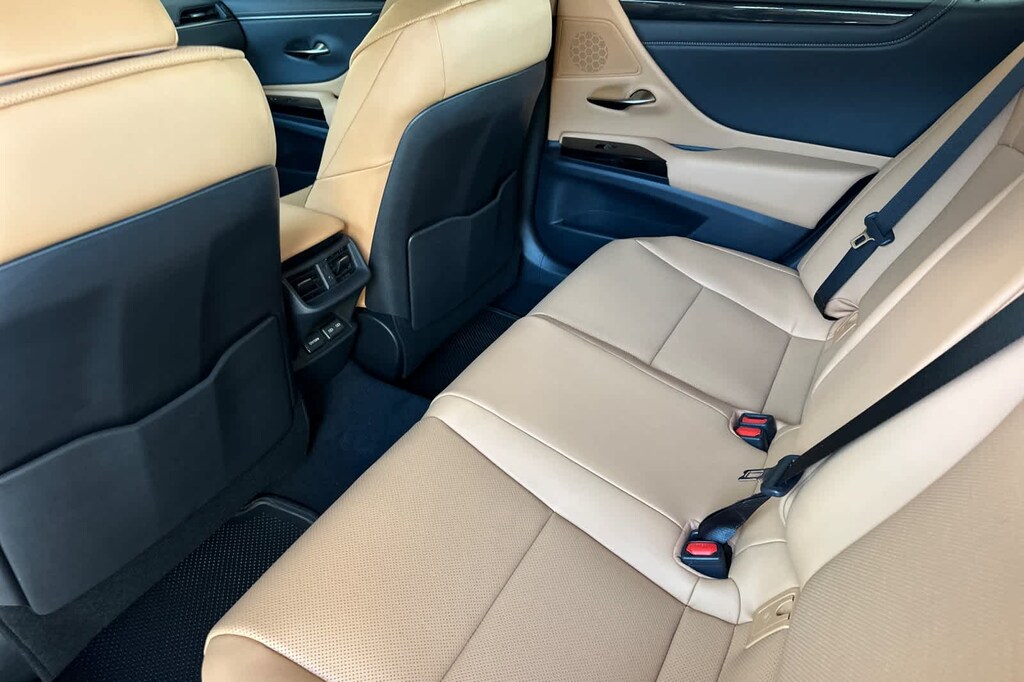 New 2025 Lexus ES 350 Base Sedan