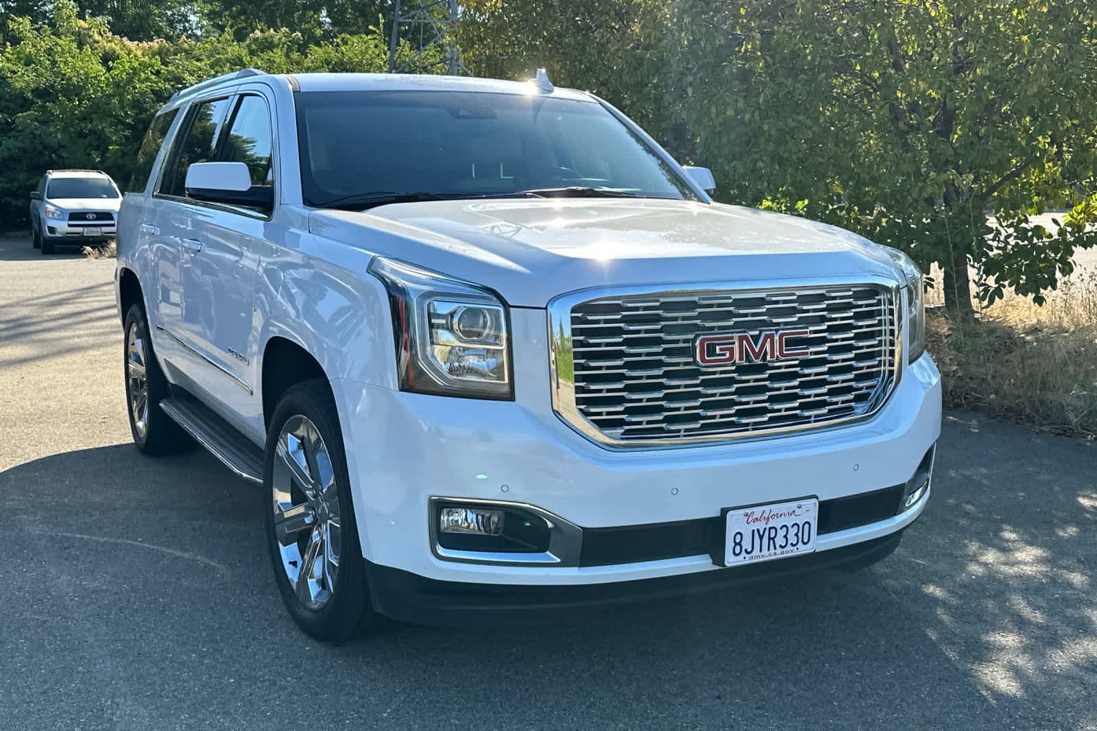 Thumbnail: 2019 GMC Yukon - 3