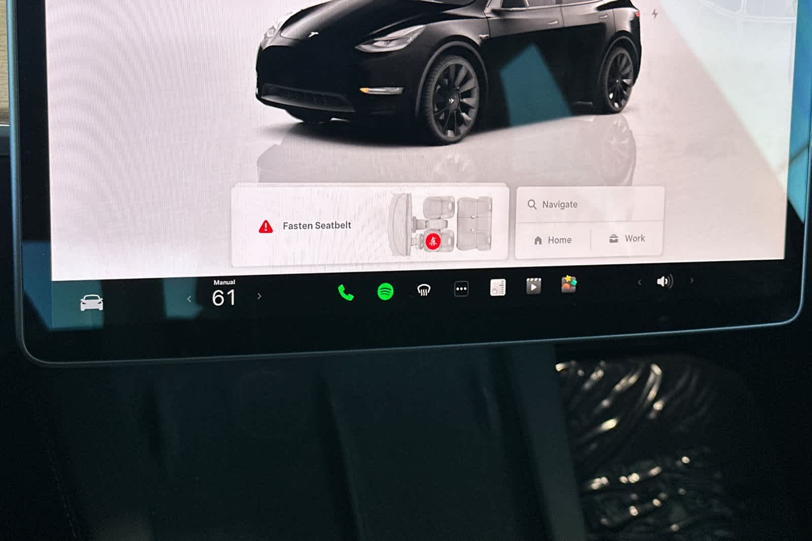 2023 Tesla Model Y  23