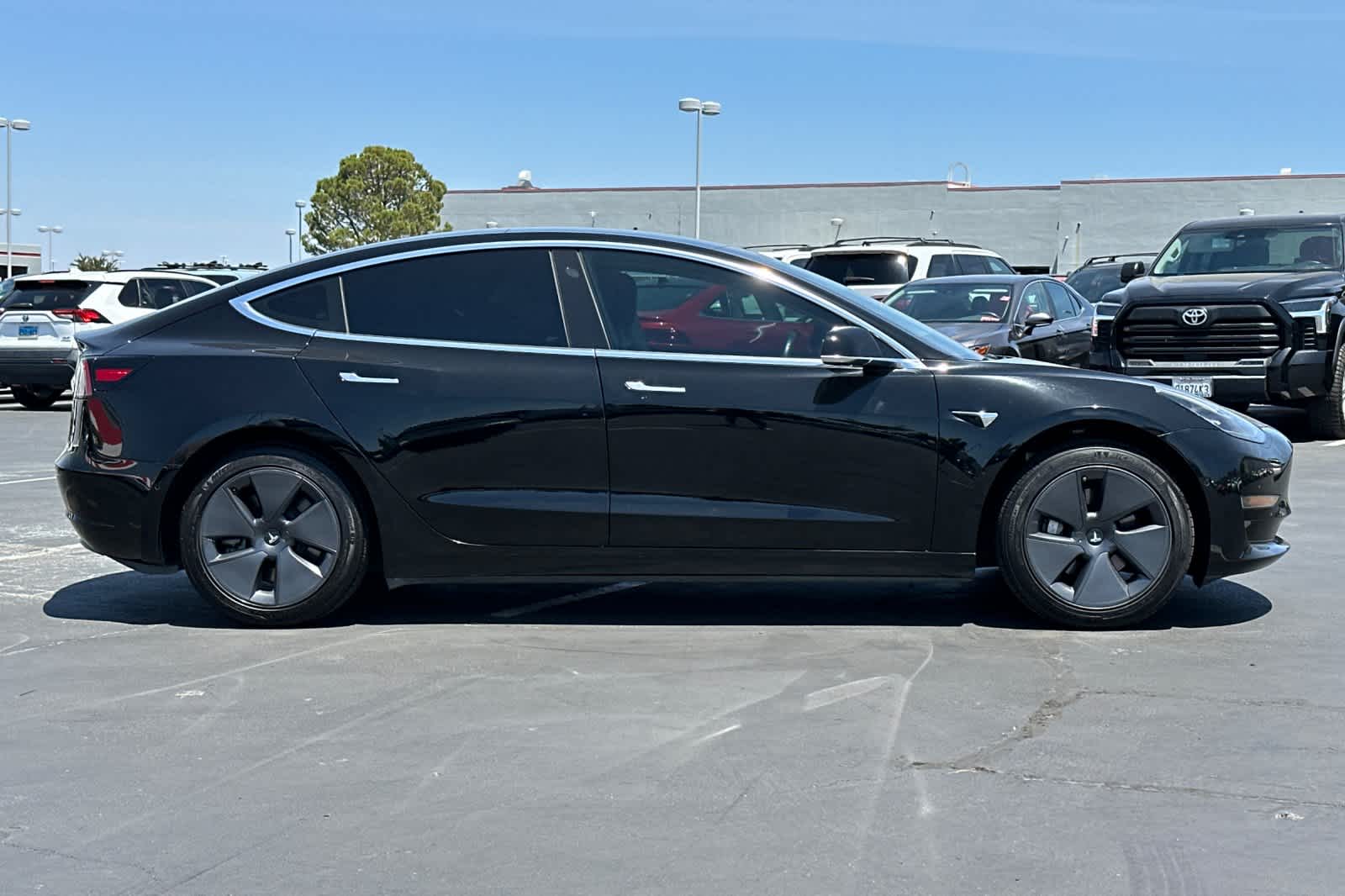 Thumbnail: 2019 Tesla Model 3 - 6