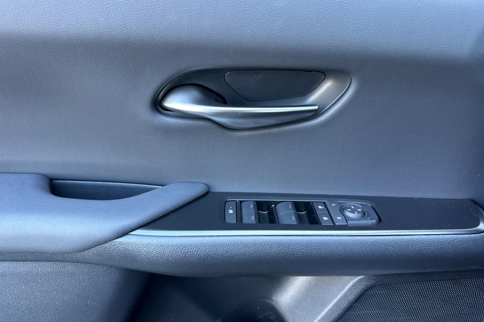 Thumbnail: 2026 Lexus UX - 12