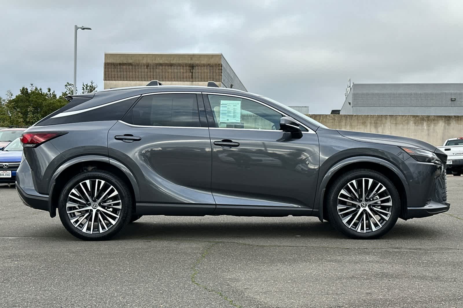 Thumbnail: 2025 Lexus RX - 6