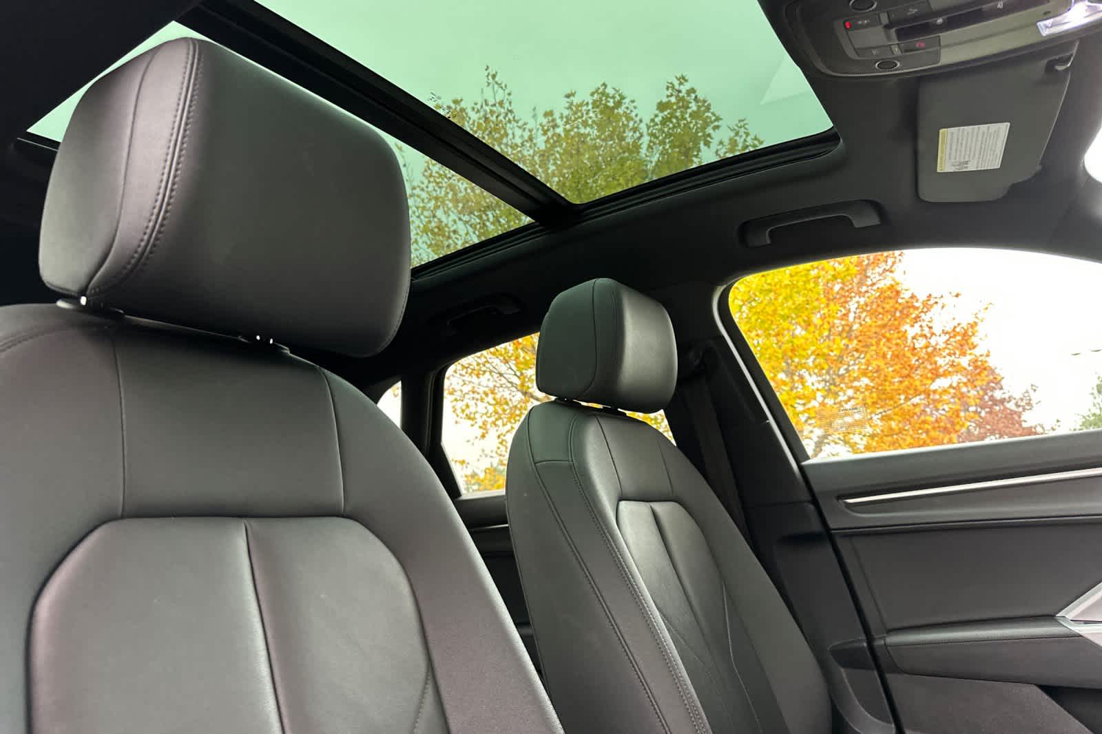 Thumbnail: 2023 Audi Q3 - 18