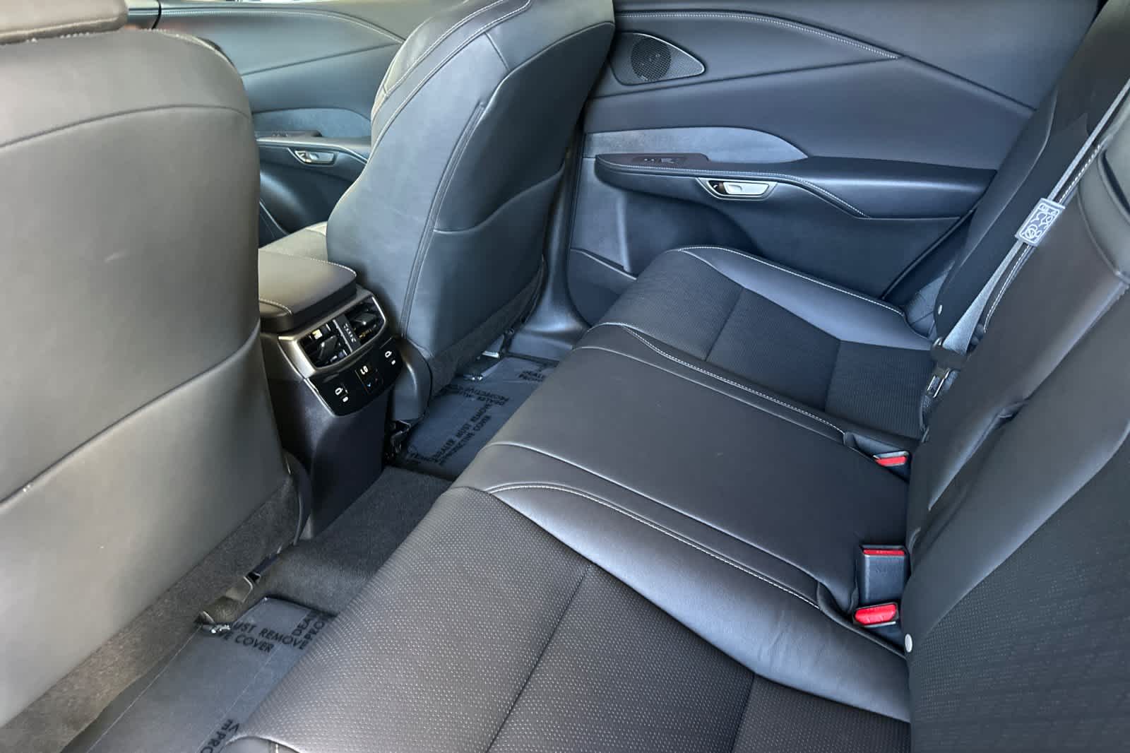 Thumbnail: 2025 Lexus RX - 4