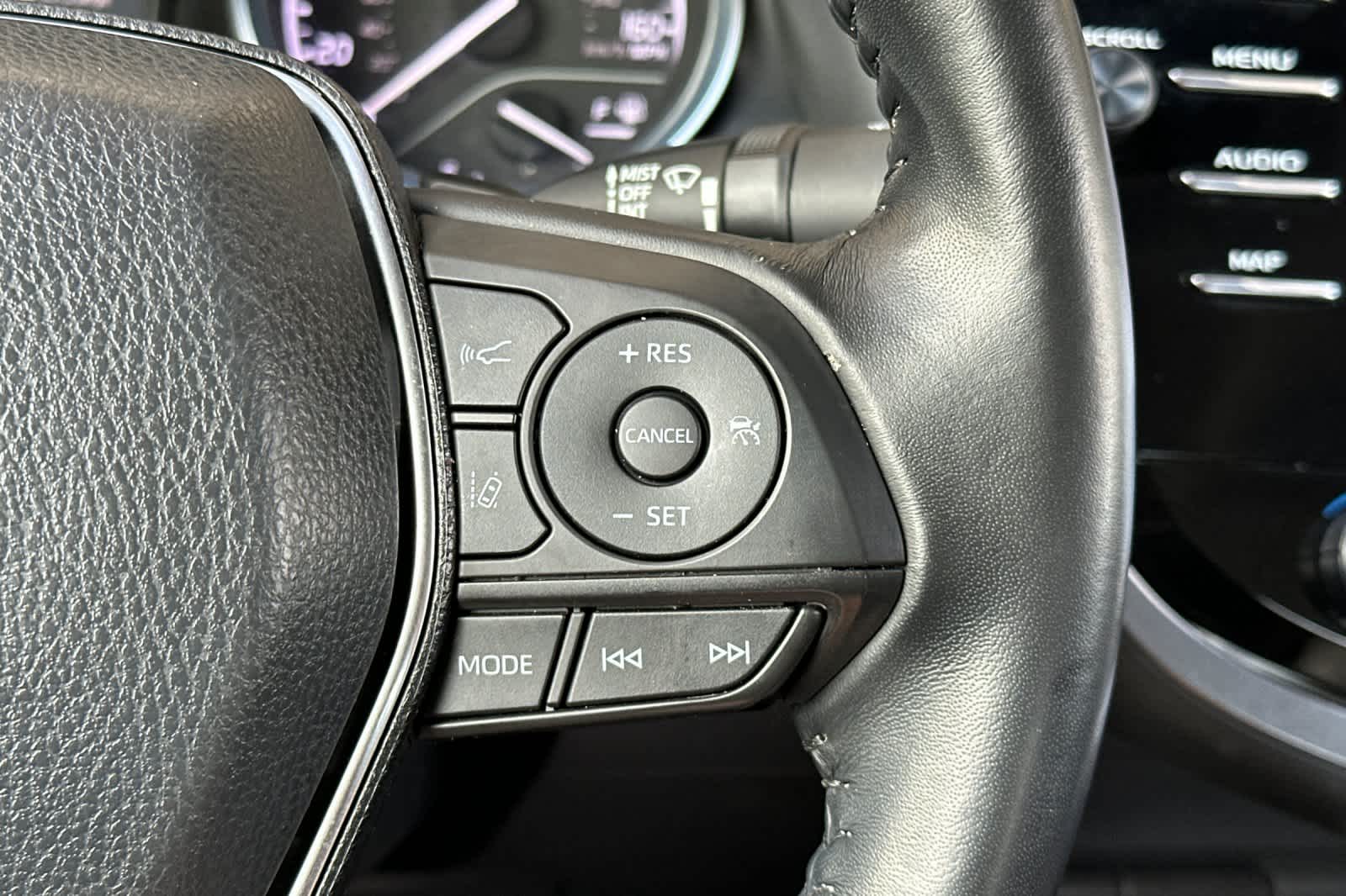 Thumbnail: 2019 Toyota Camry - 25