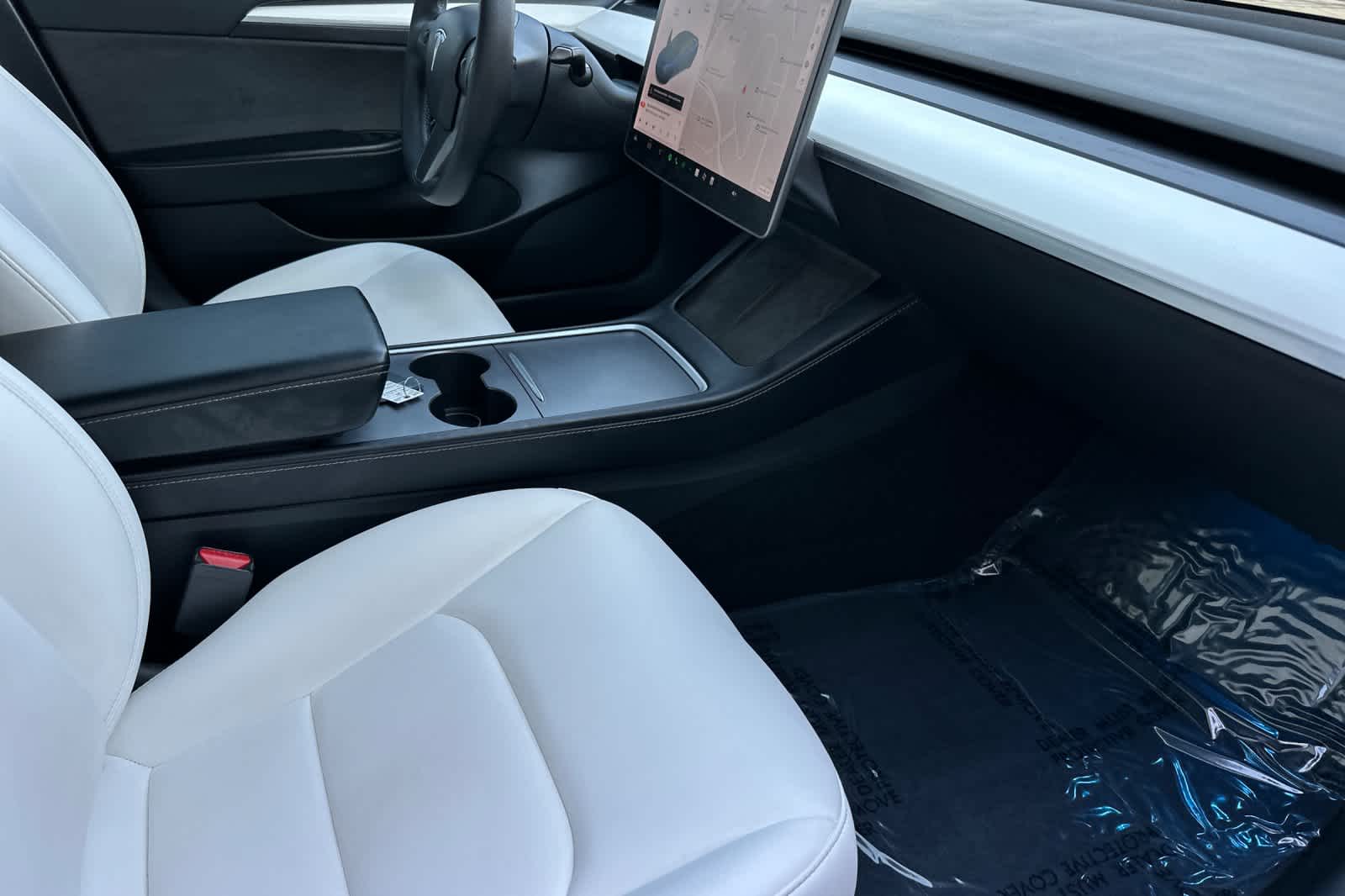 Thumbnail: 2021 Tesla Model 3 - 16