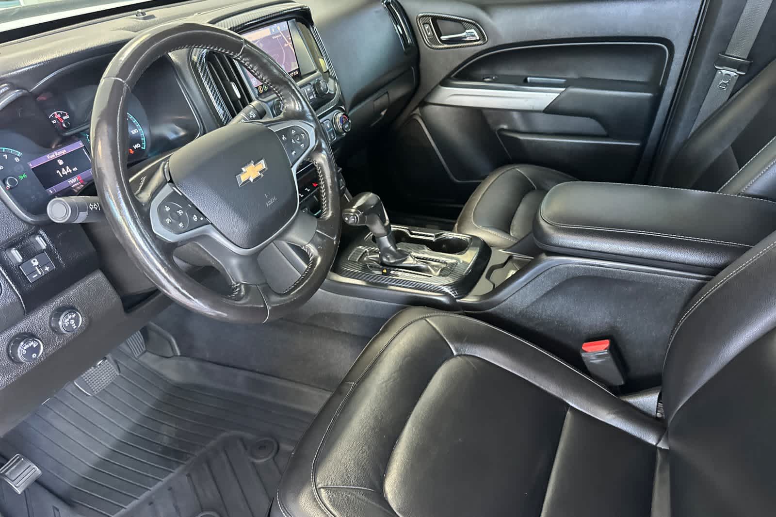 Thumbnail: 2019 Chevrolet Colorado - 11