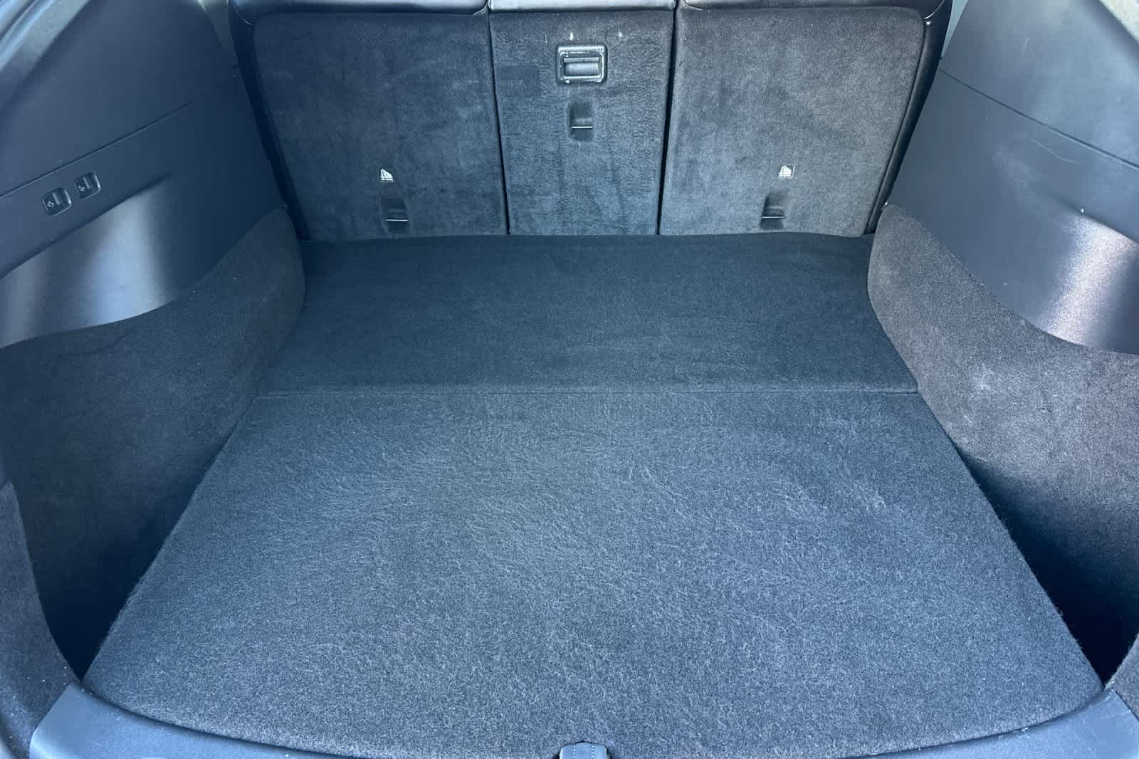 Thumbnail: 2022 Tesla Model Y - 16